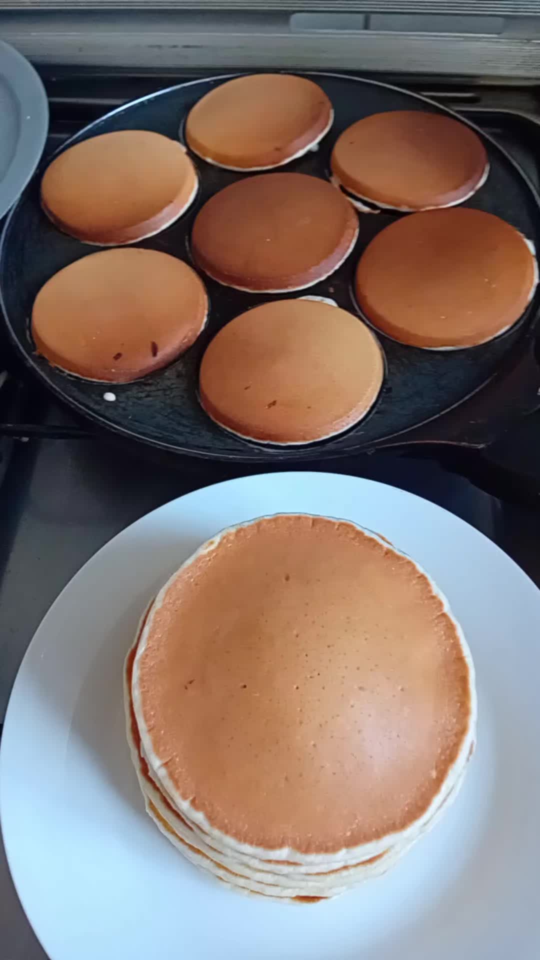 @bakesbyshanaz