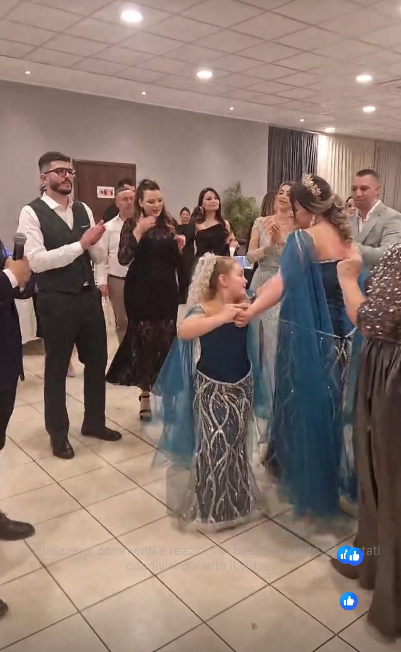 @Andreea Kis