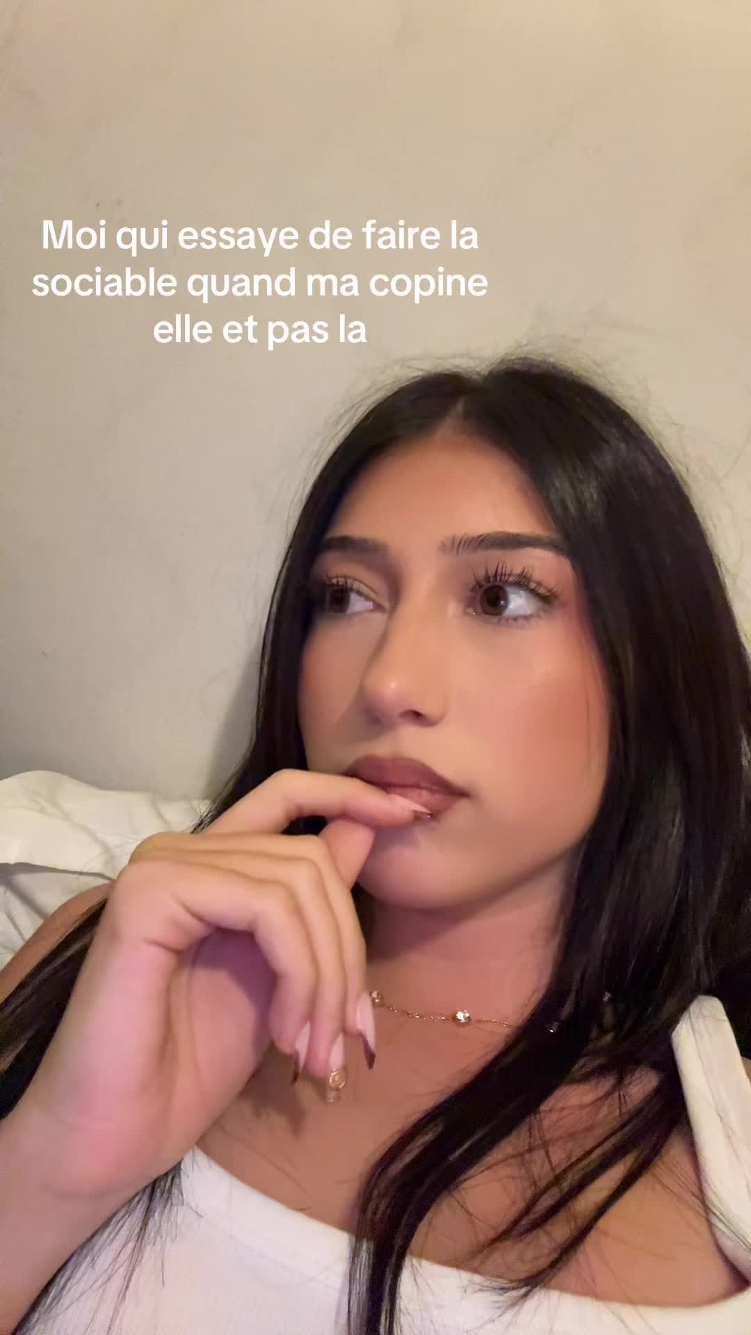 @Izabela🇦🇱