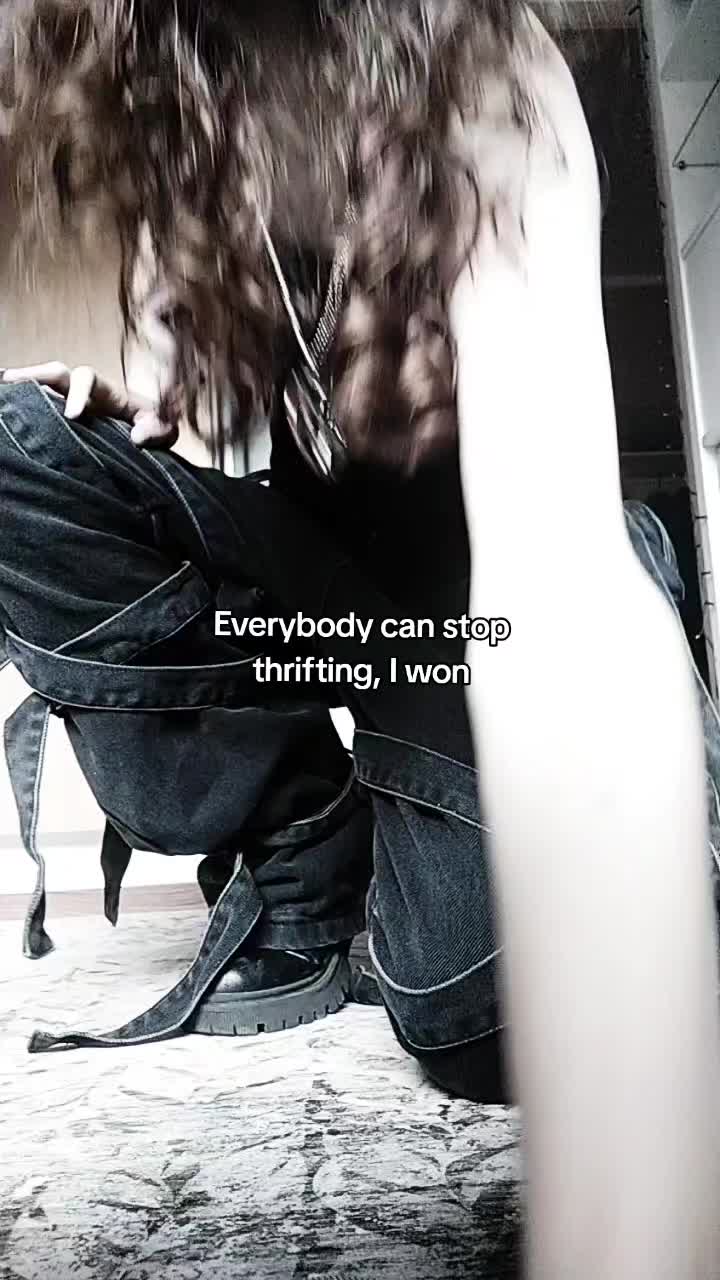 @&bull;⸸&bull;