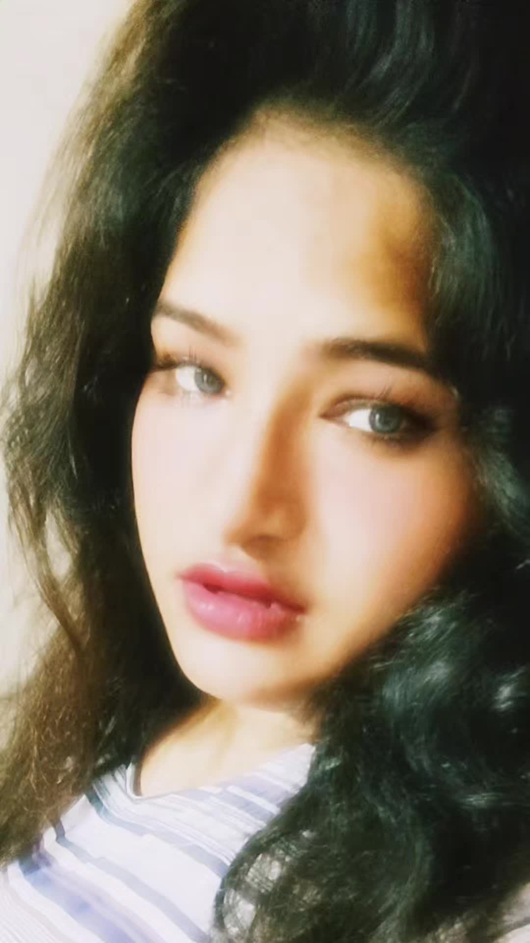 @Ziddi ladki
