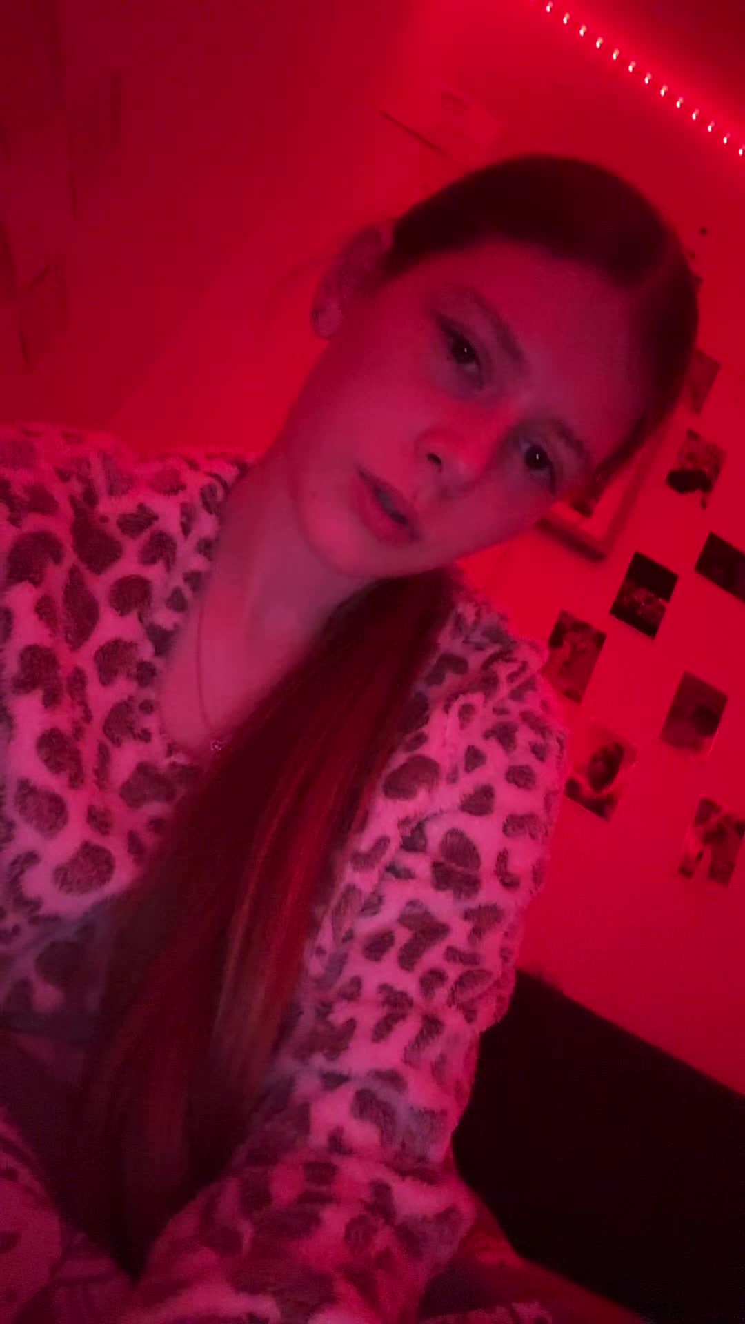@Chloe