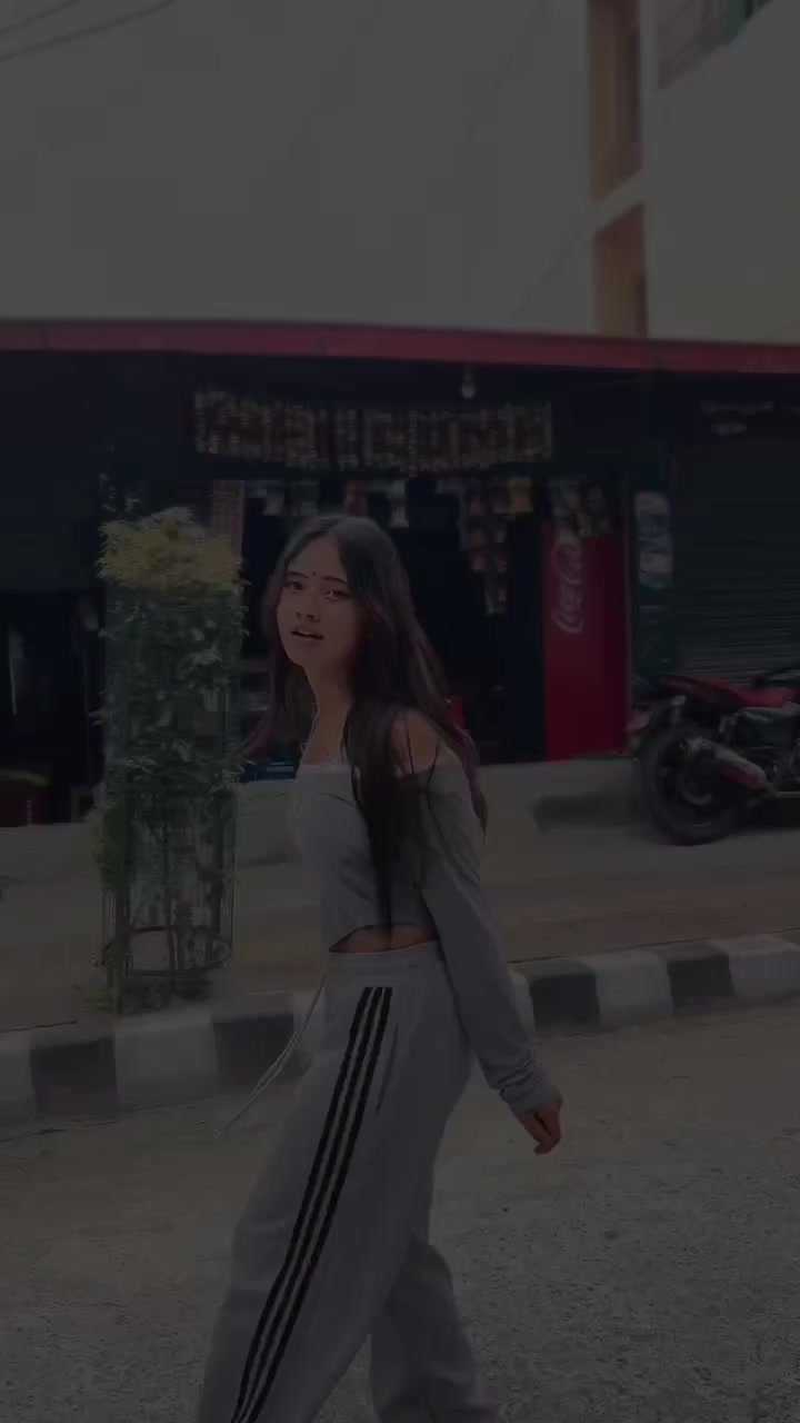 @🦋