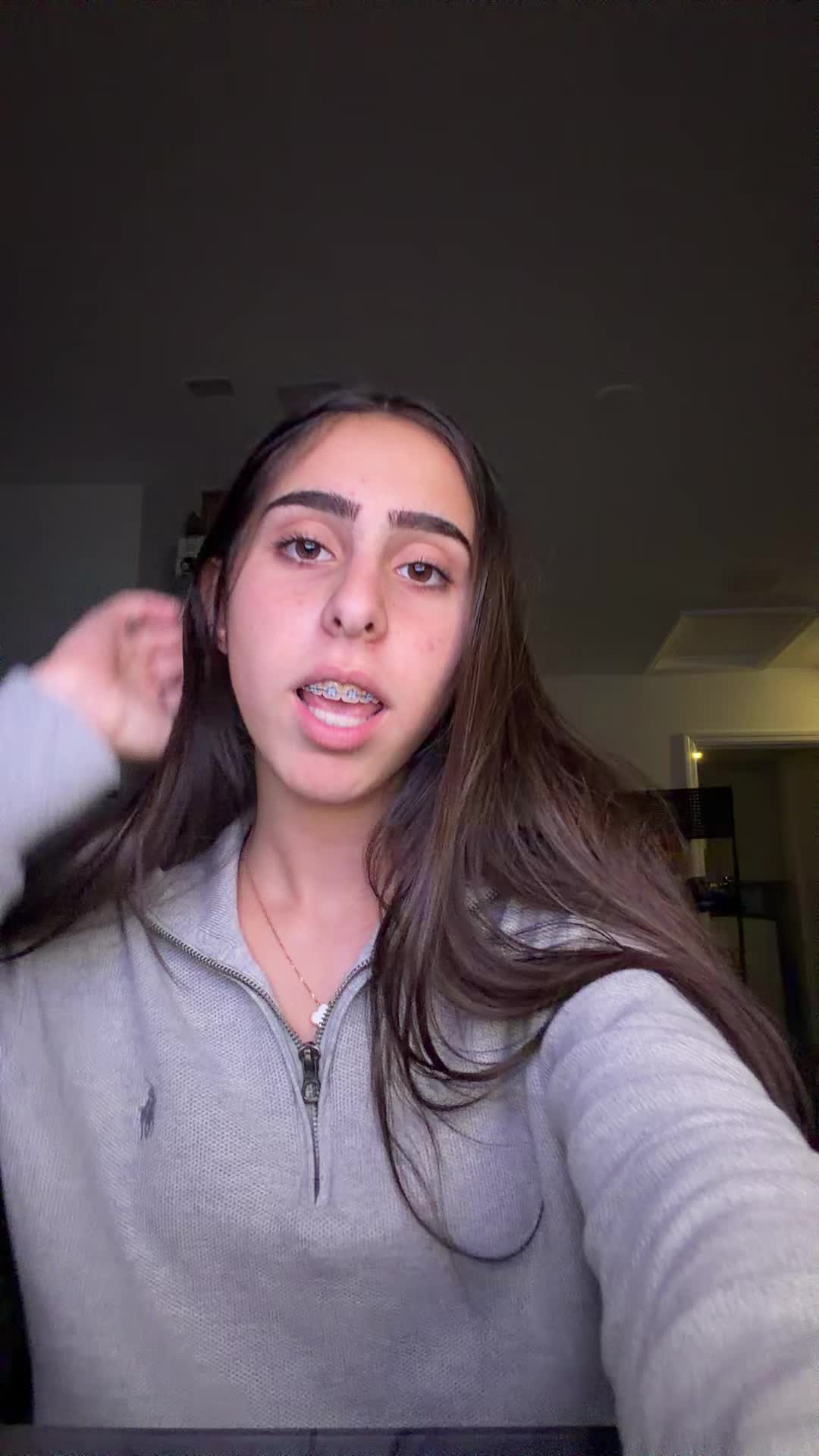 @️