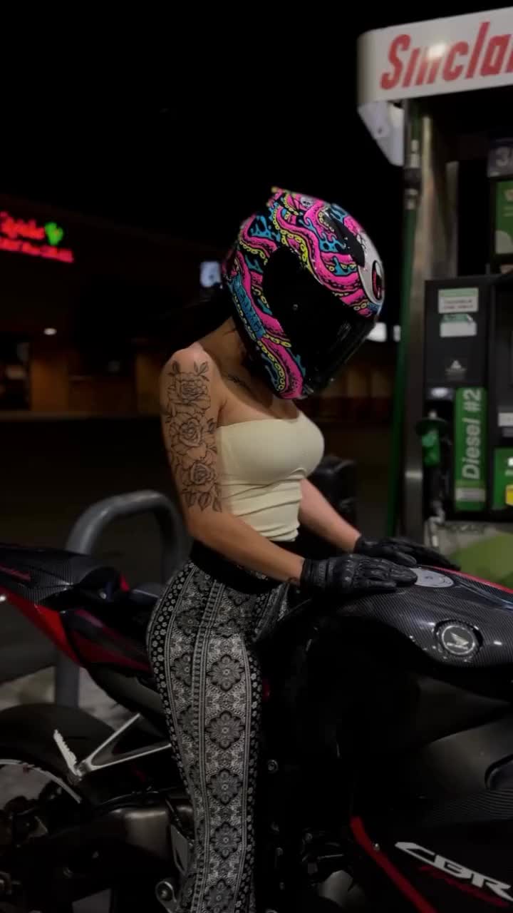 @Itskarlianne