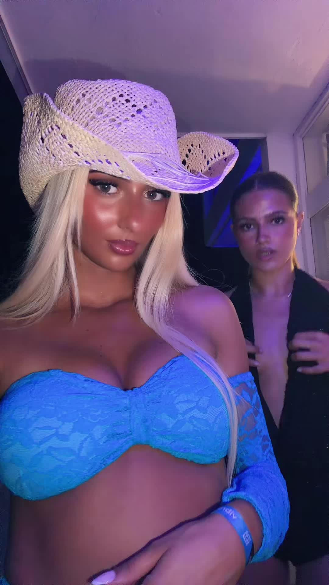 @Isabella 🌸