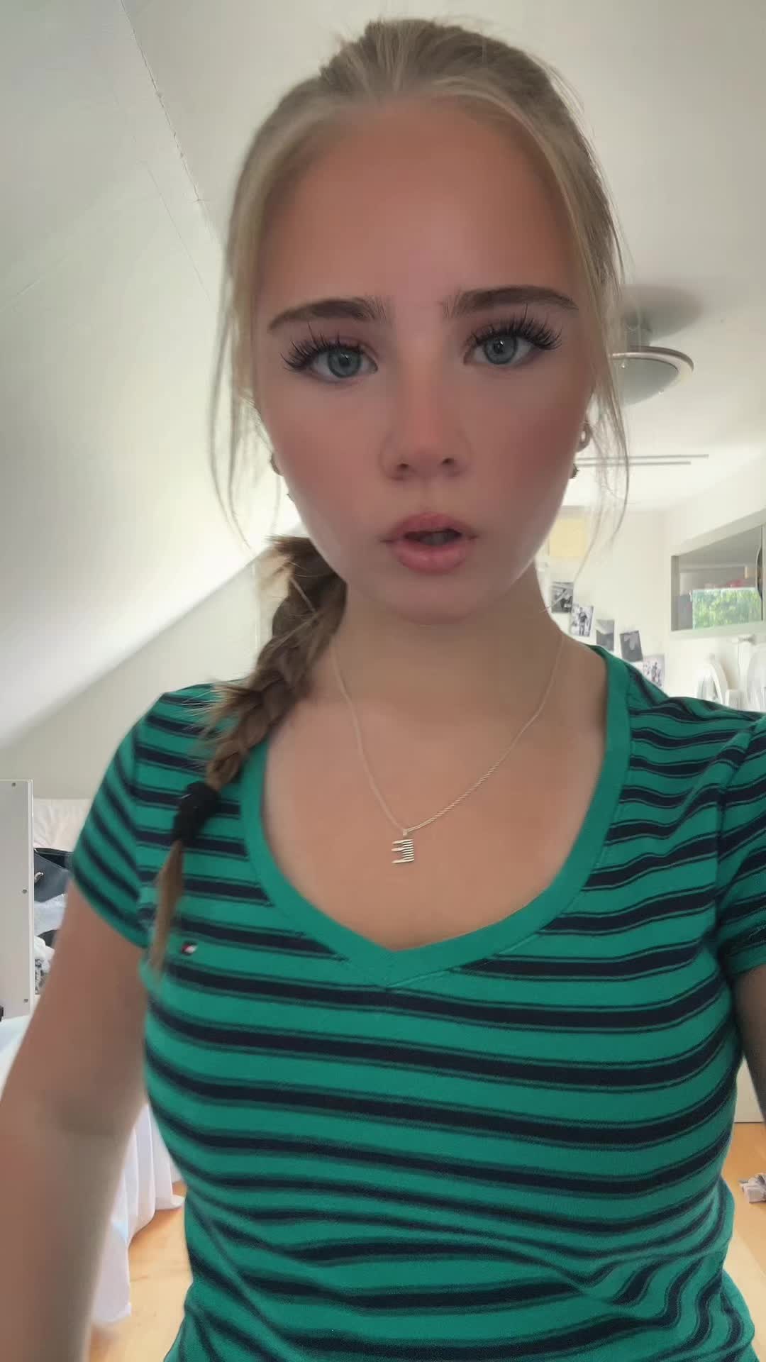 @🤍ℰℳℰℒℐℰ 🤍