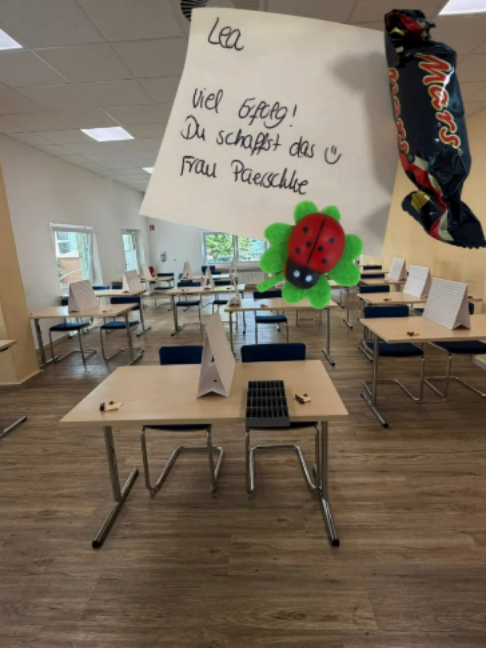 @V&ouml;lker-Schule