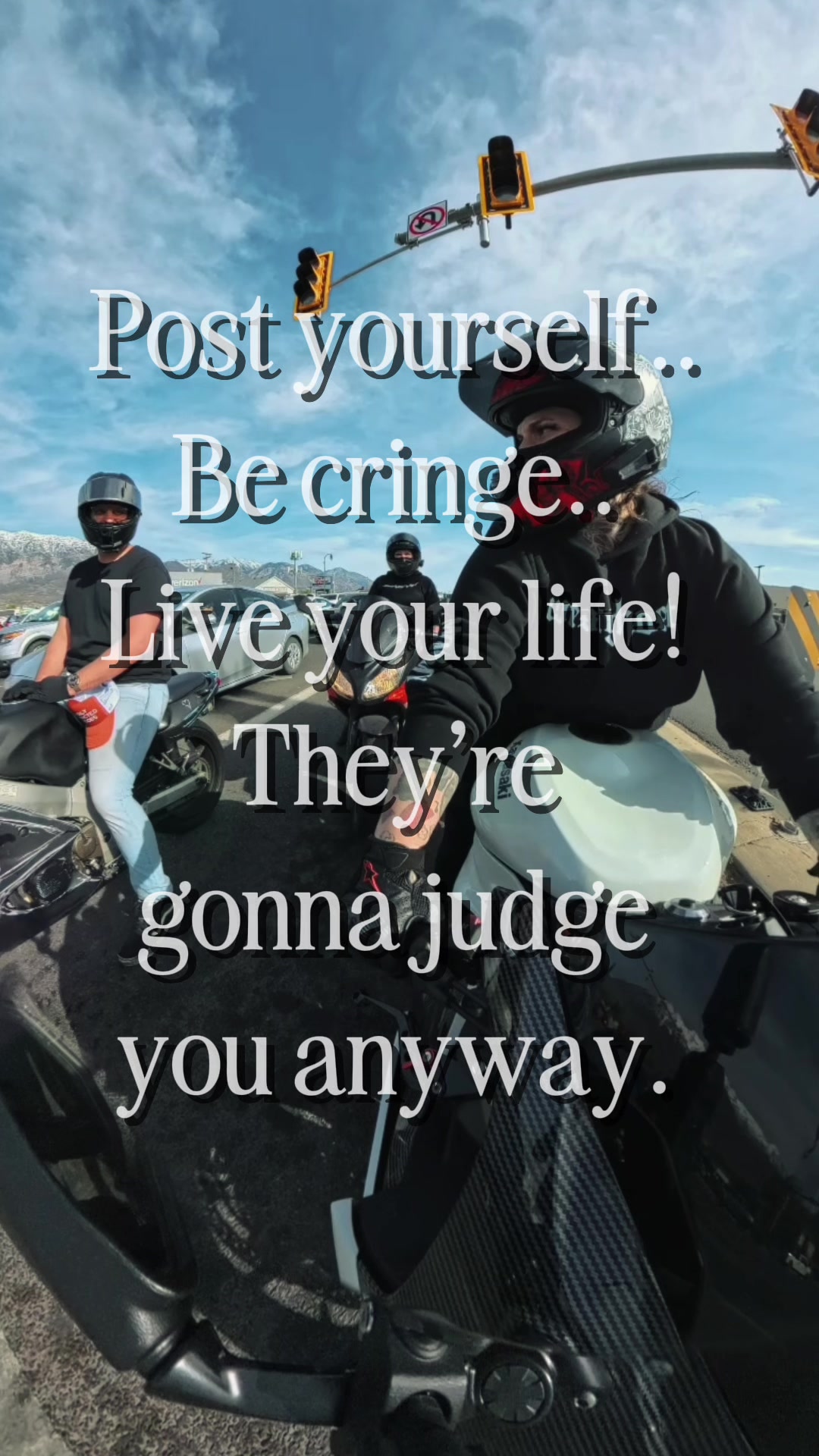 @zx_moto_mommy