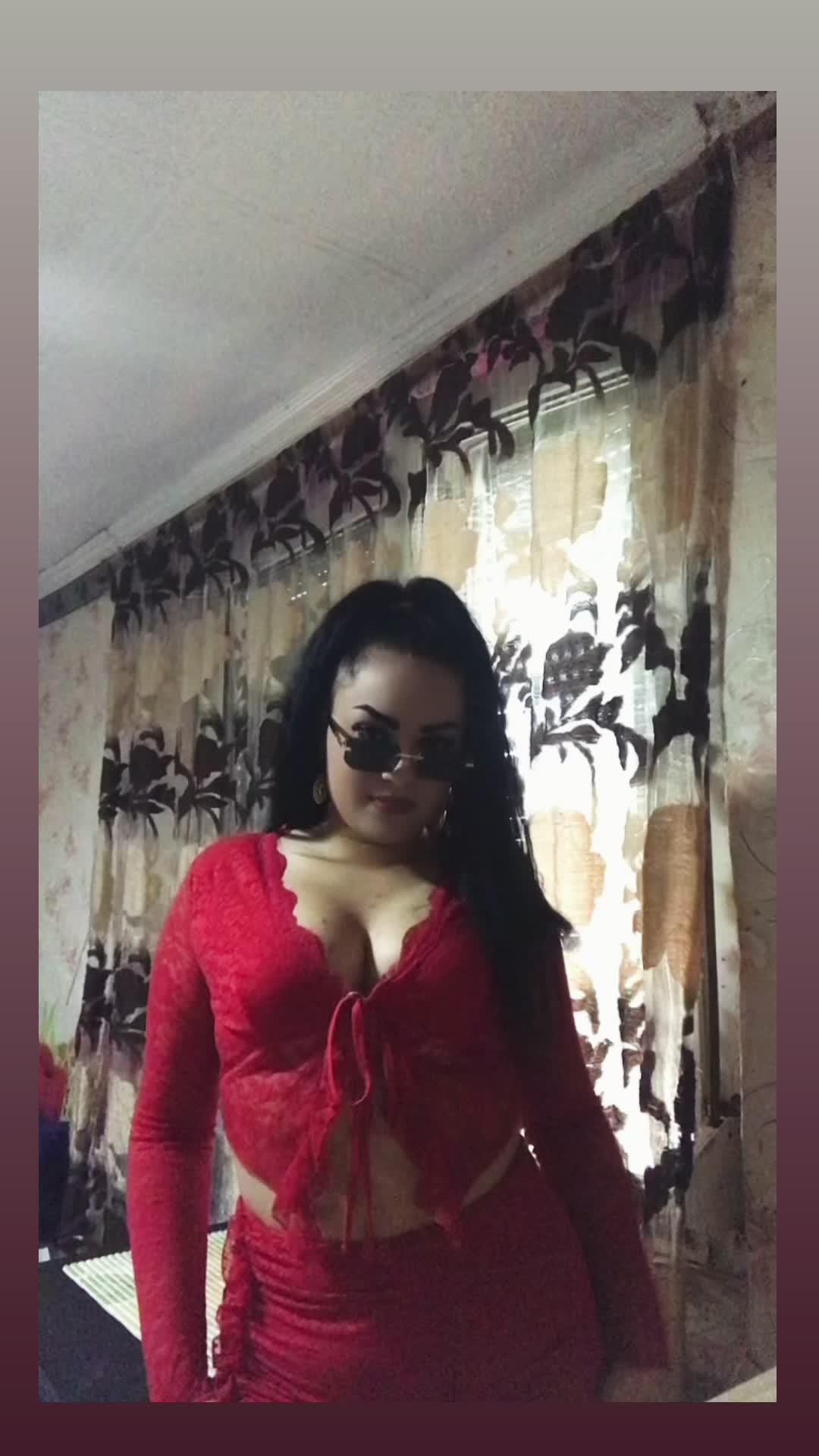 @Nikolett
