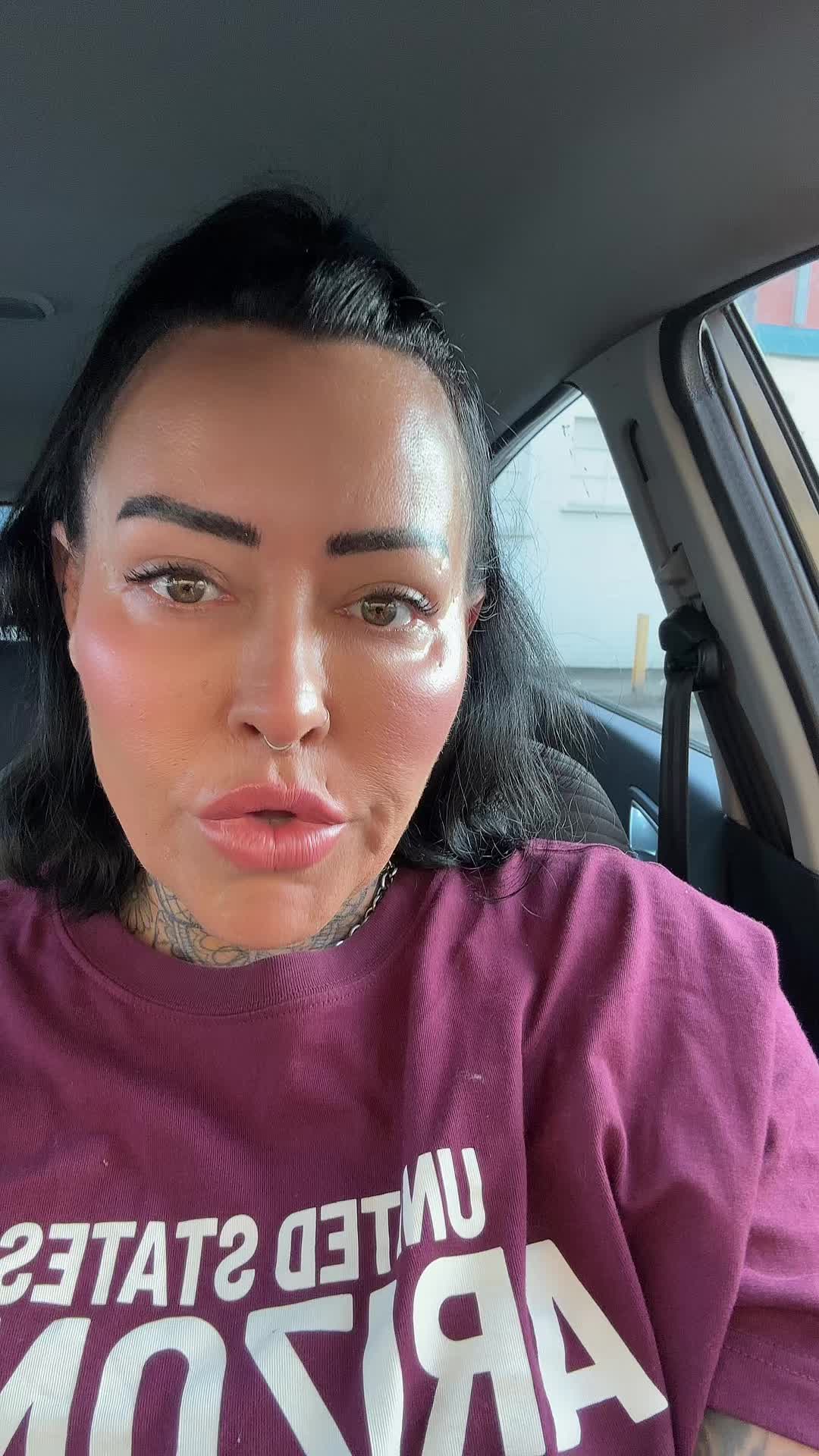 @Cutebutpsycho🖤