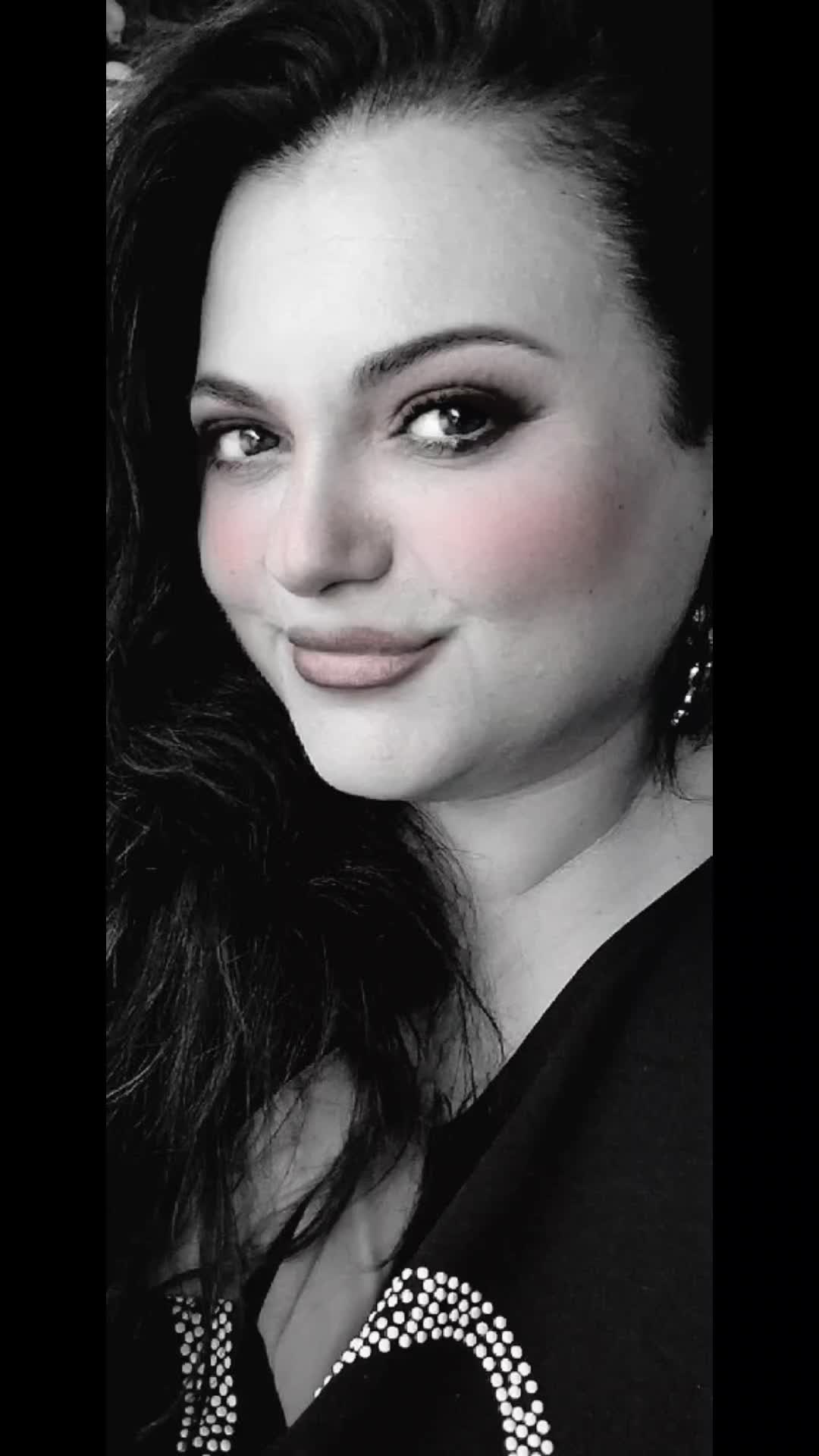 @Veronica.