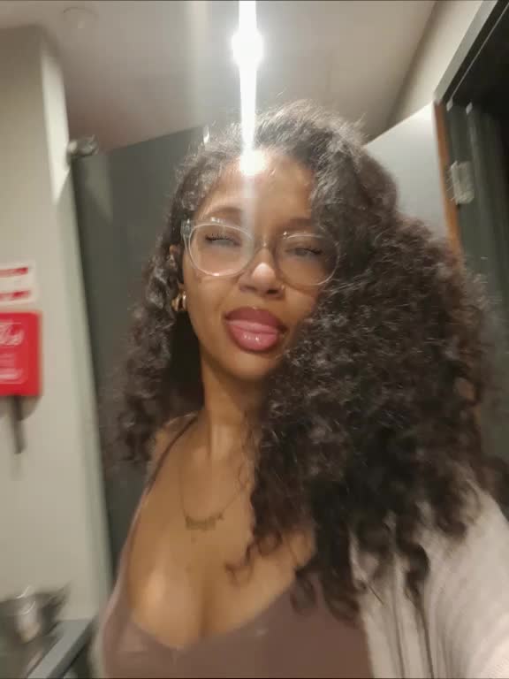 @Tee🦦