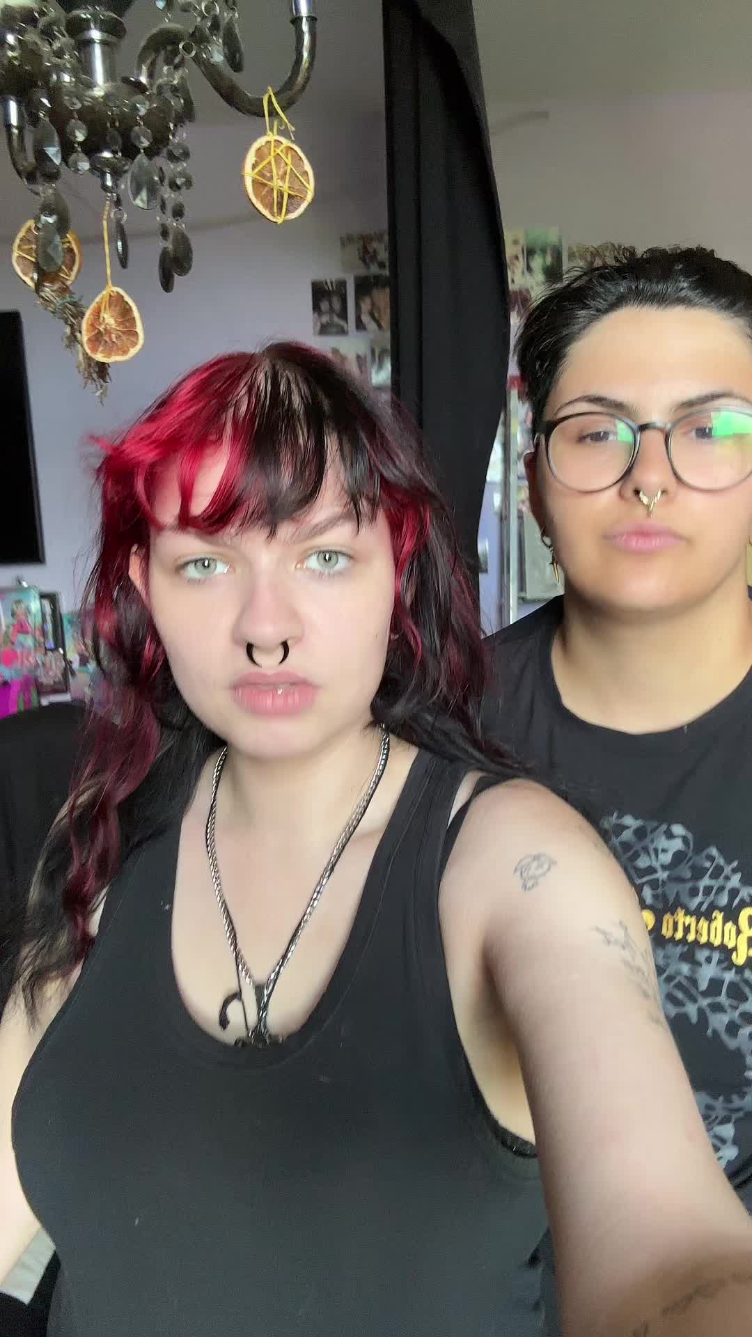 @Vampia🖤