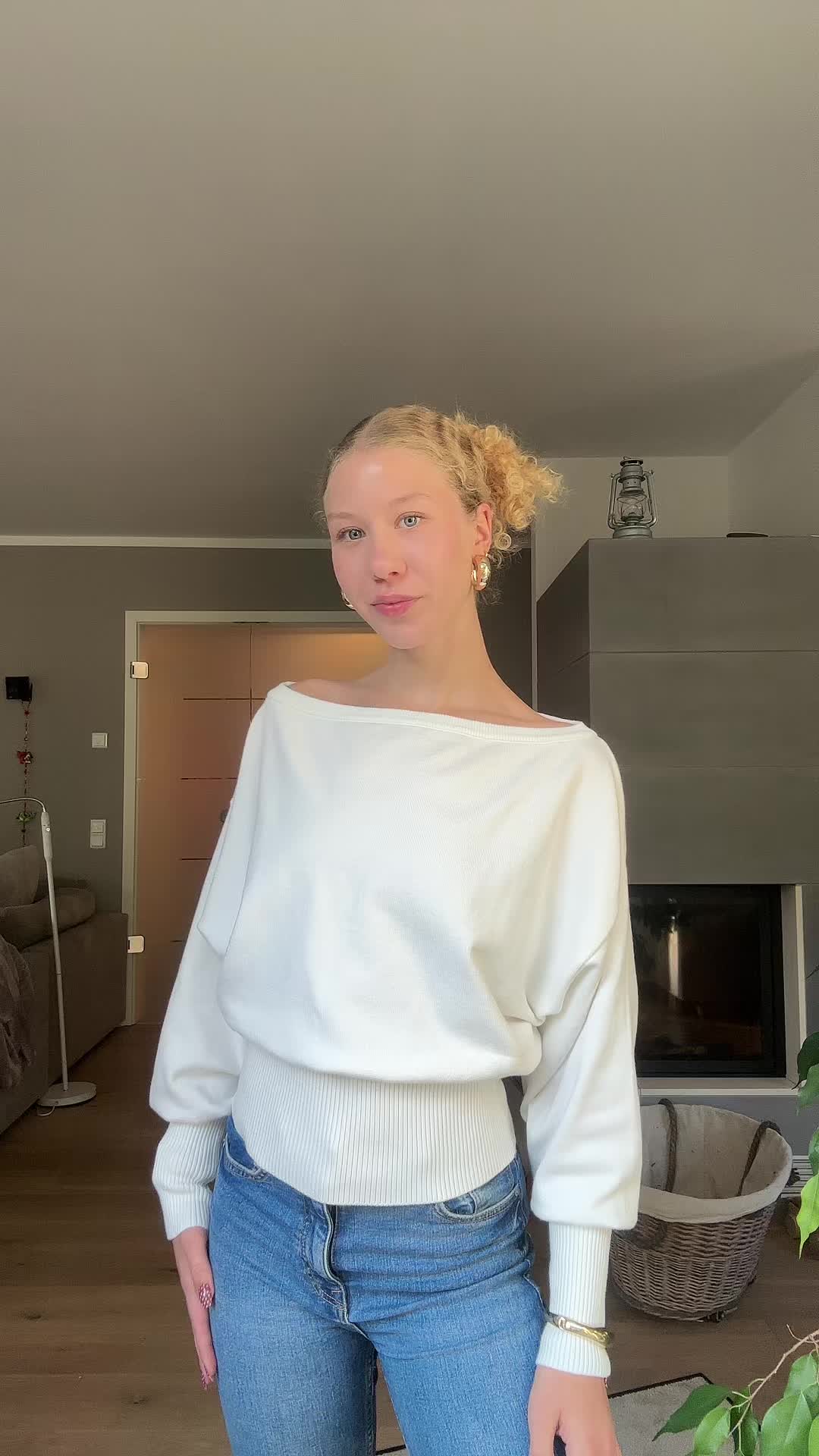 @Lara🪩🍒🎱