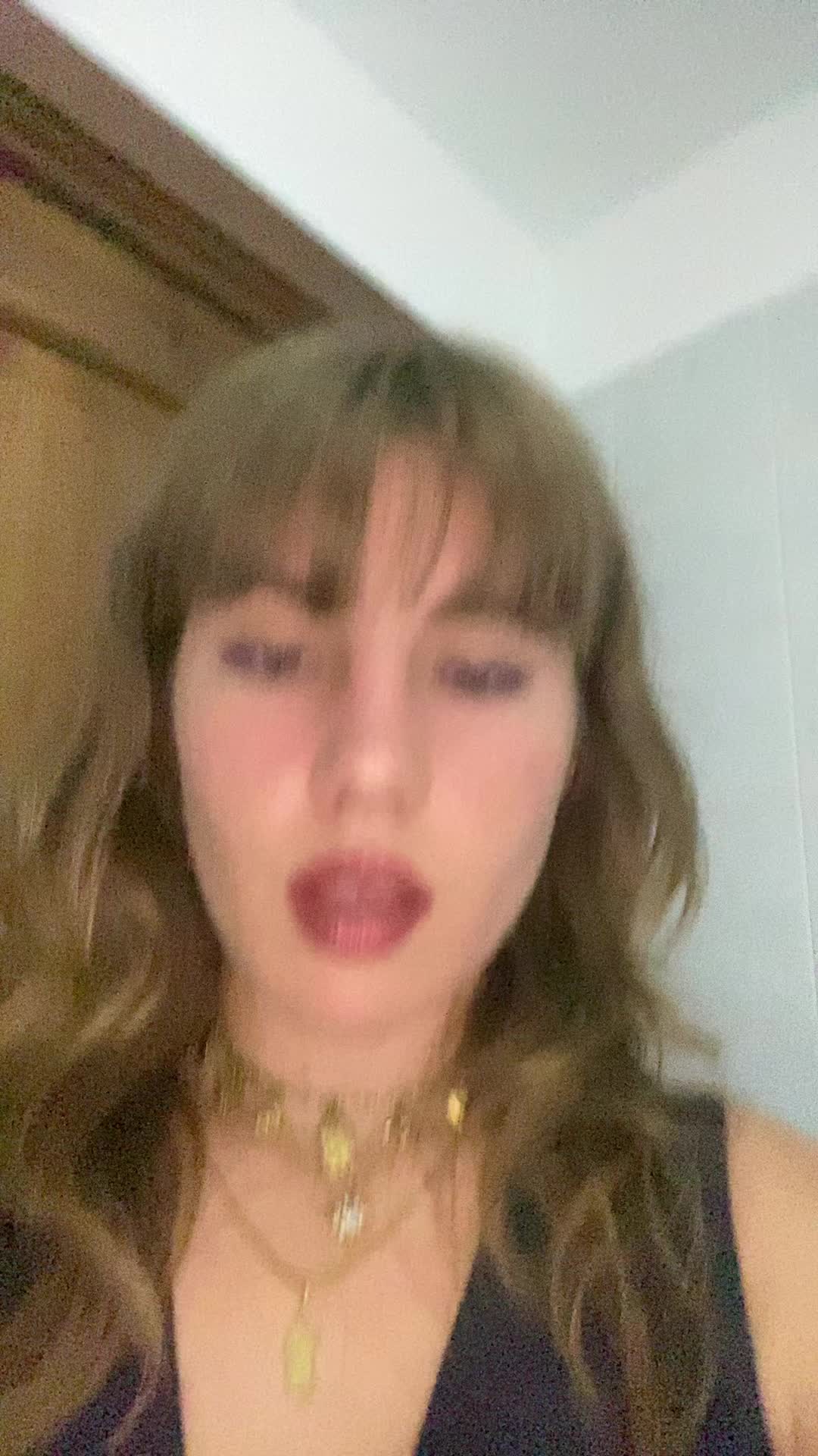 @Maria 👑