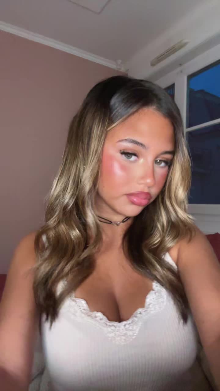 @𝐉𝐚𝐧𝐧𝐚 💋