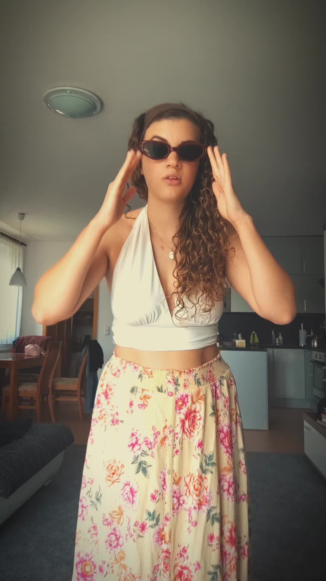 @Emmi