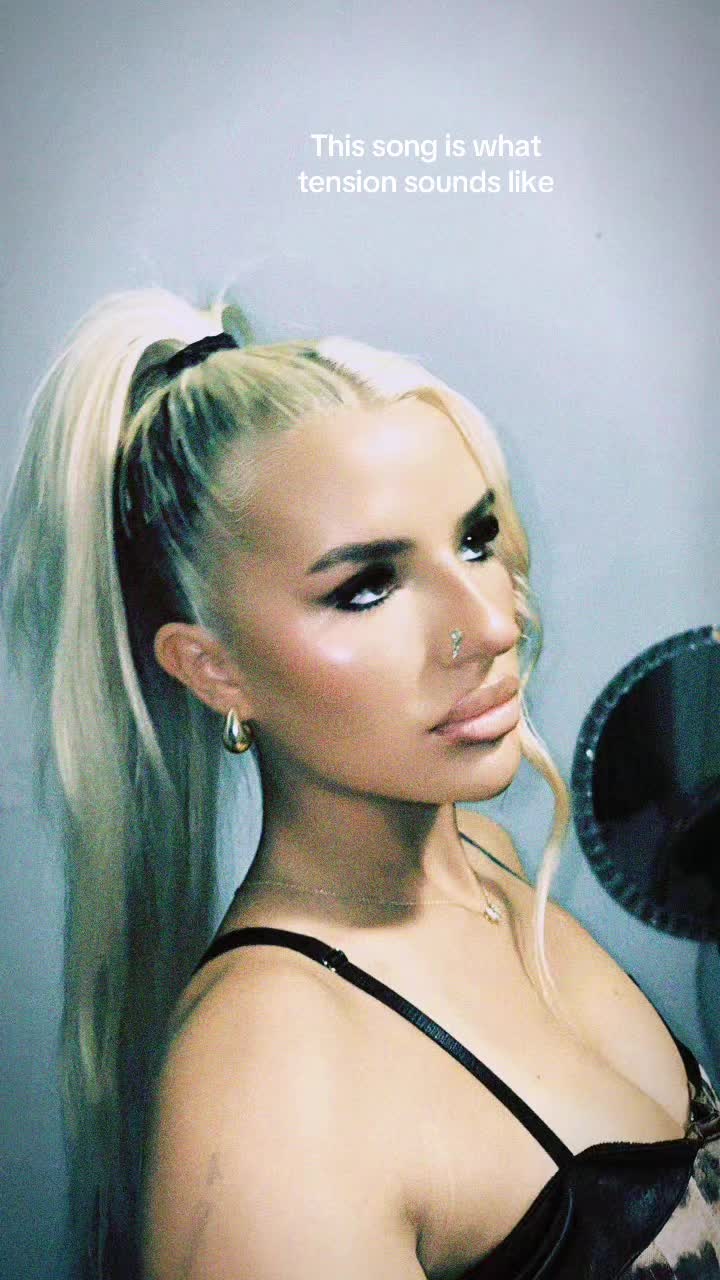 @Ur fav blondie🍒🐆