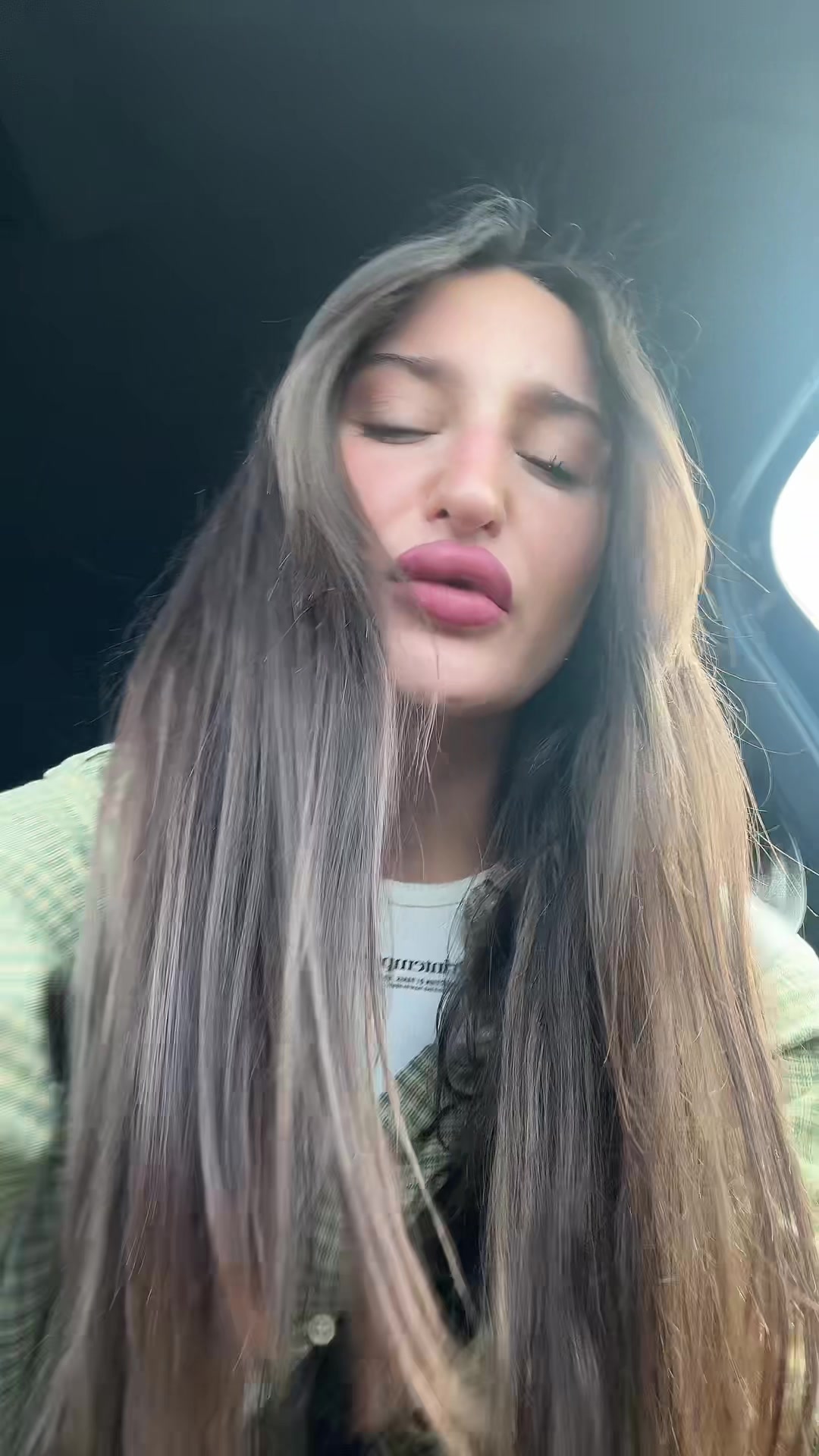 @Ana