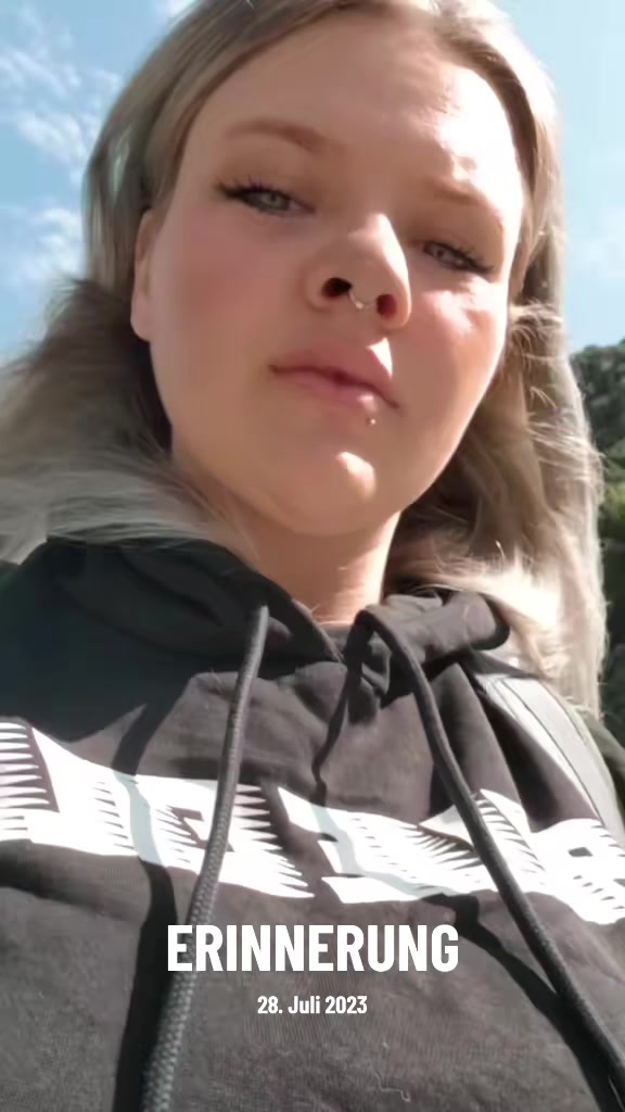@d3vils_qu33n