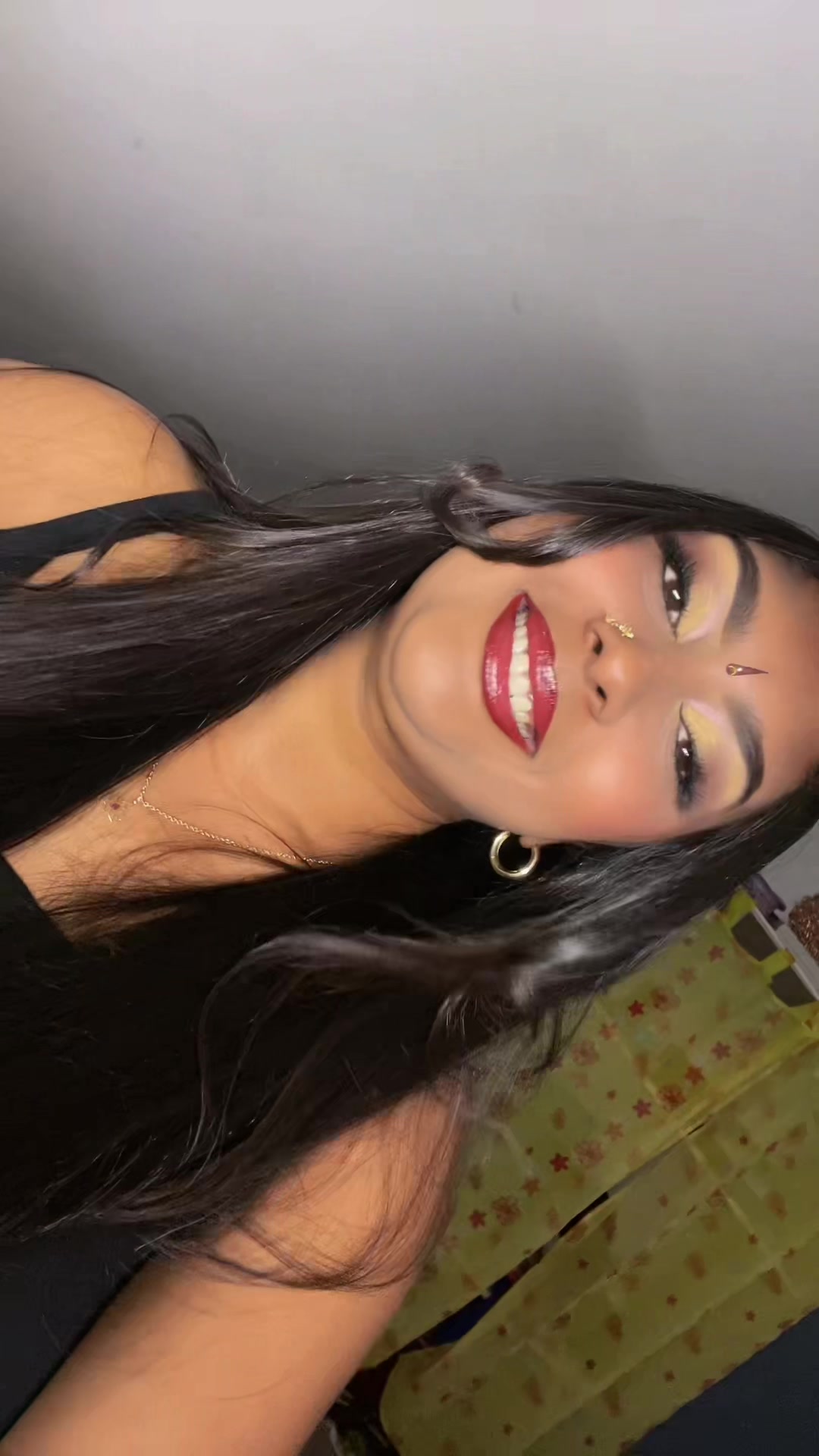 @𝐁𝐨𝐥𝐥𝐲𝐰𝐨𝐨𝐝𝐢𝐞𝐧𝐧𝐞 ✨