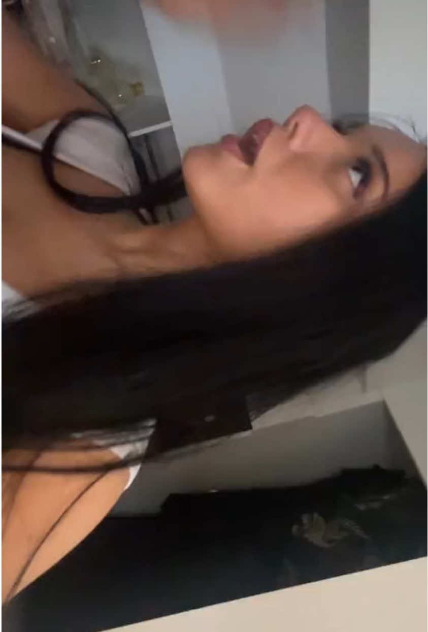 @sexymysterious lady