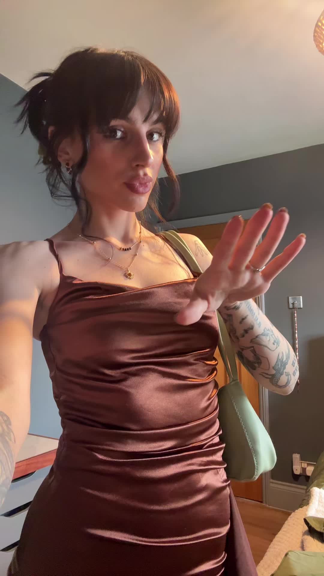 @Healingwithniomi