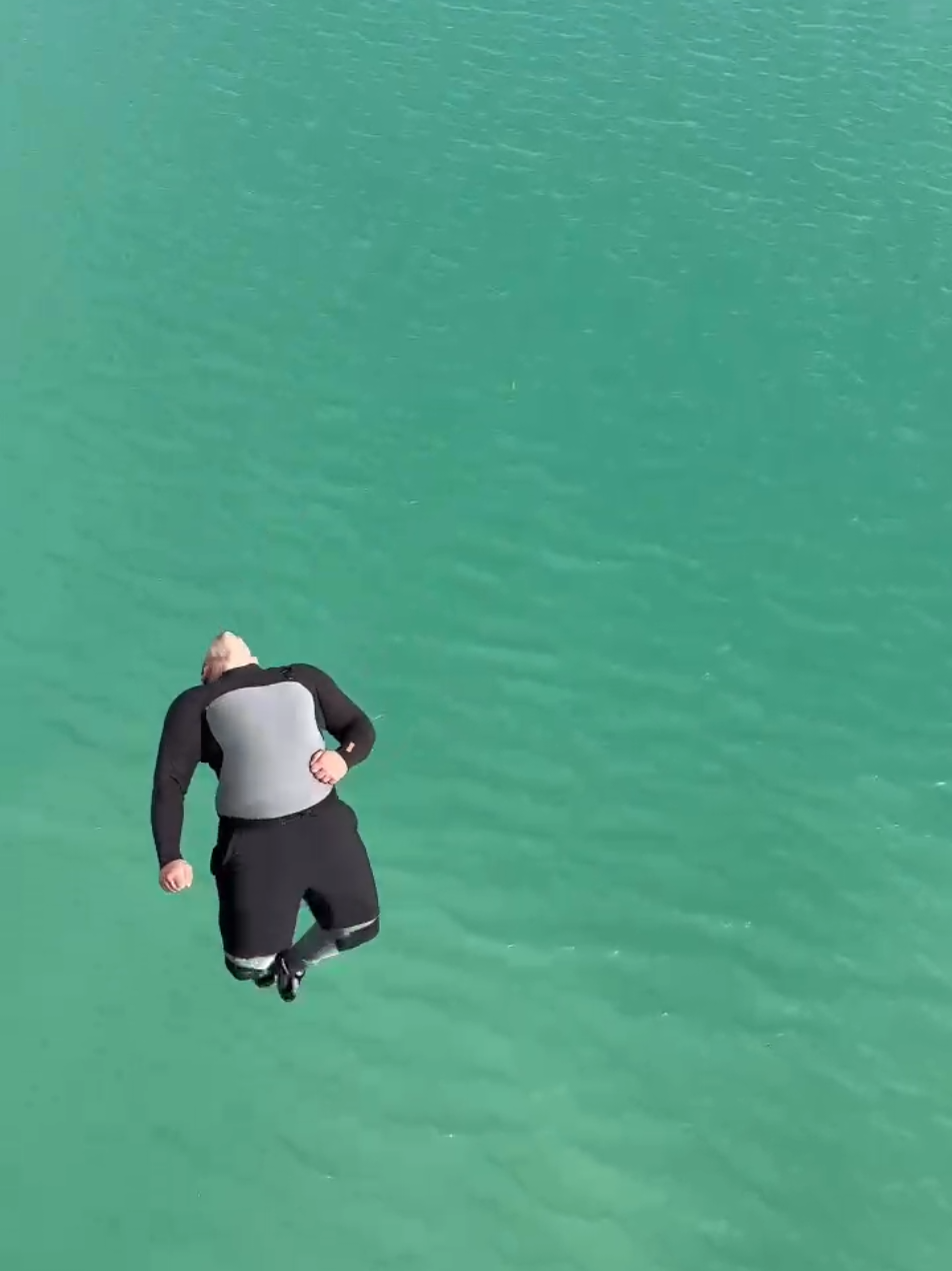 @HANDL_DIVING