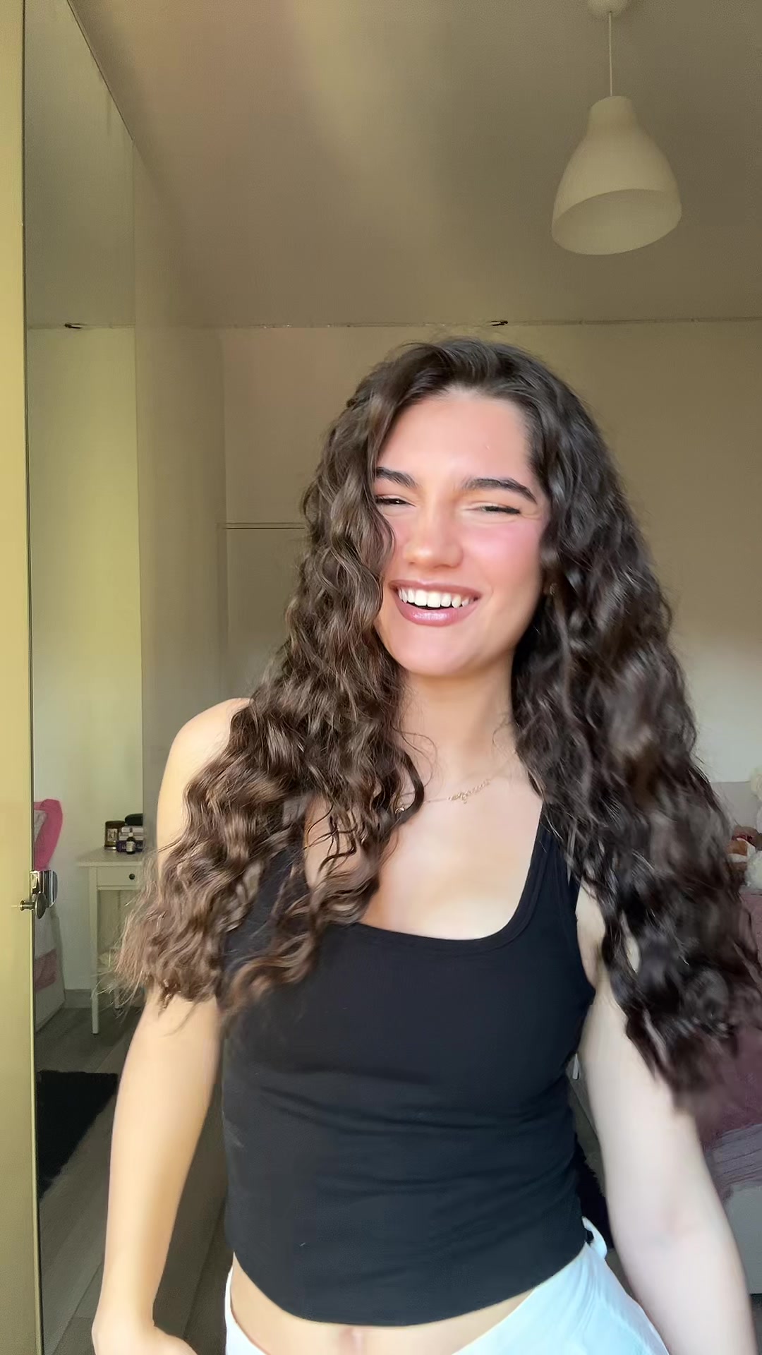 @angela.deliallisi