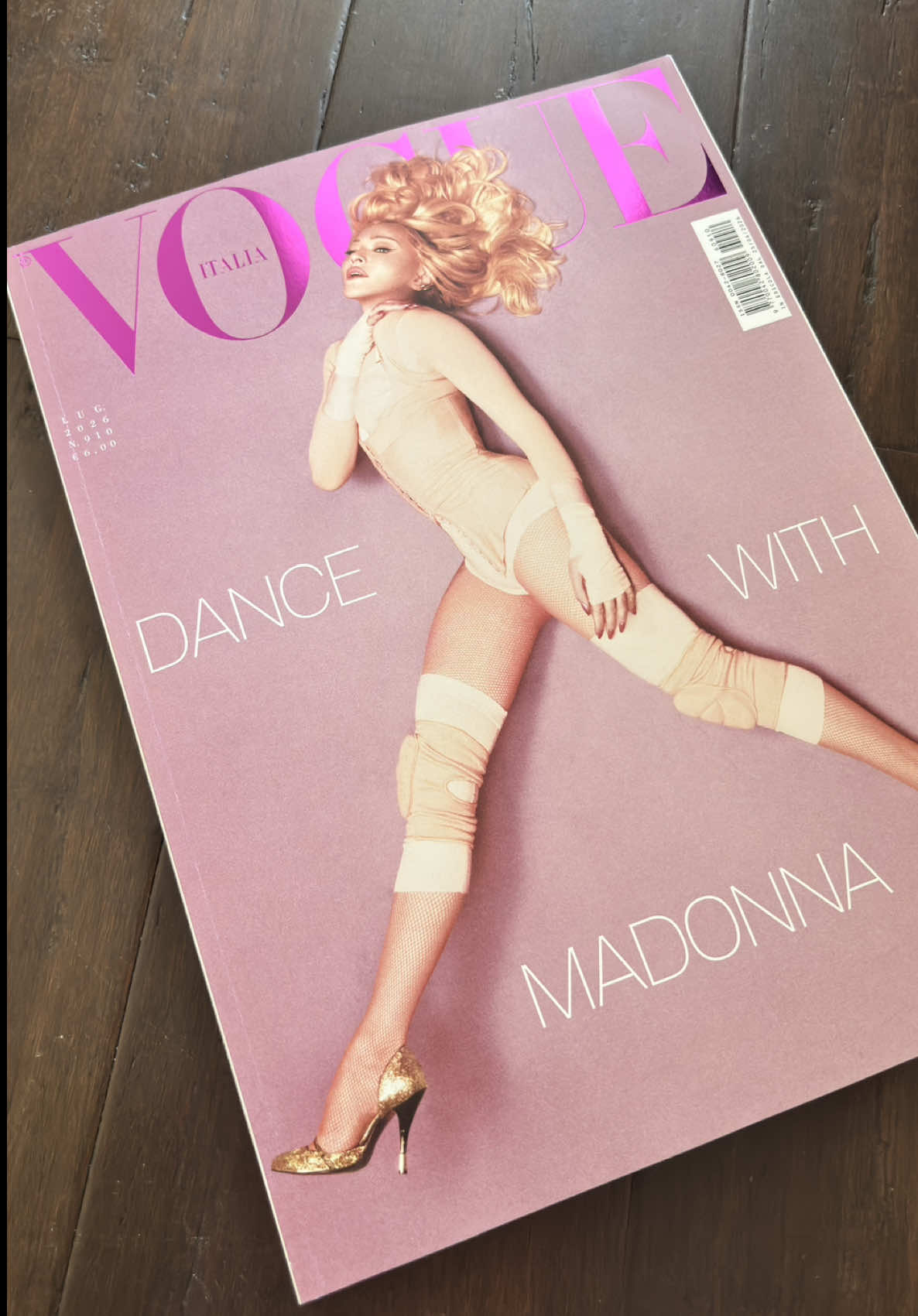 @YourCelebrityMagazines.com