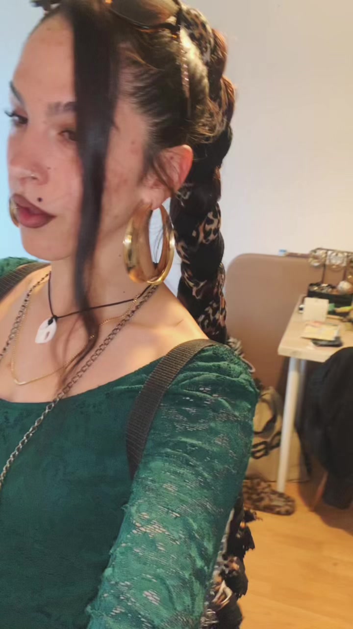 @kinkyera