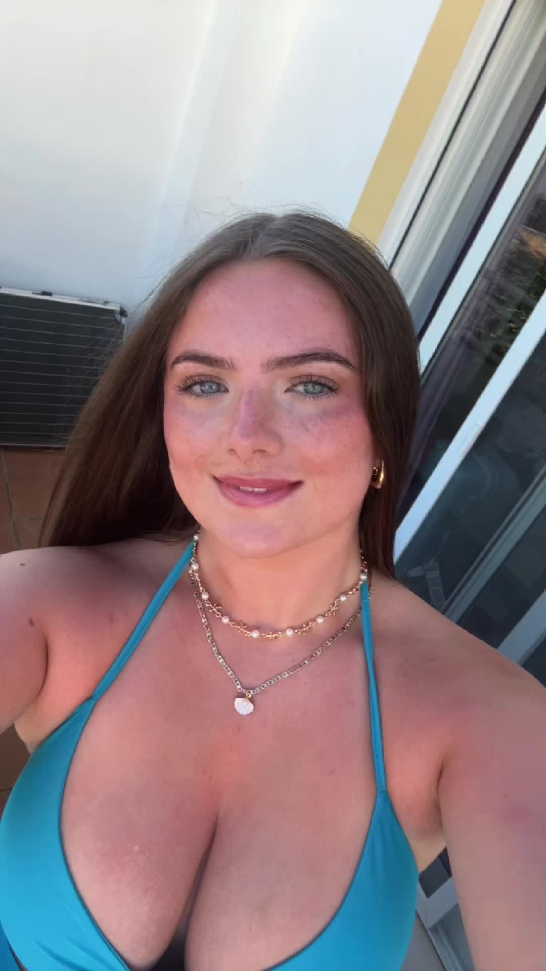 @..courtney..fox