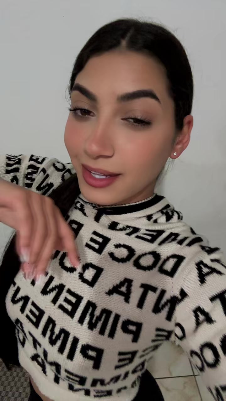 @_agathareis01_