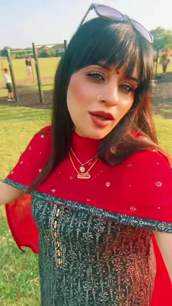 @ⁱᵐ͟͟͞͞☞🇬🇧𝕌𝕂 𝕊𝕙𝕖𝕣𝕟𝕚🐅