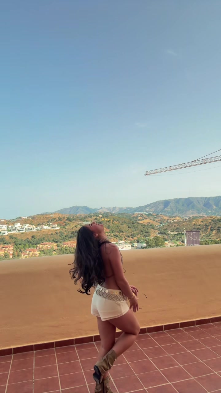 @ella