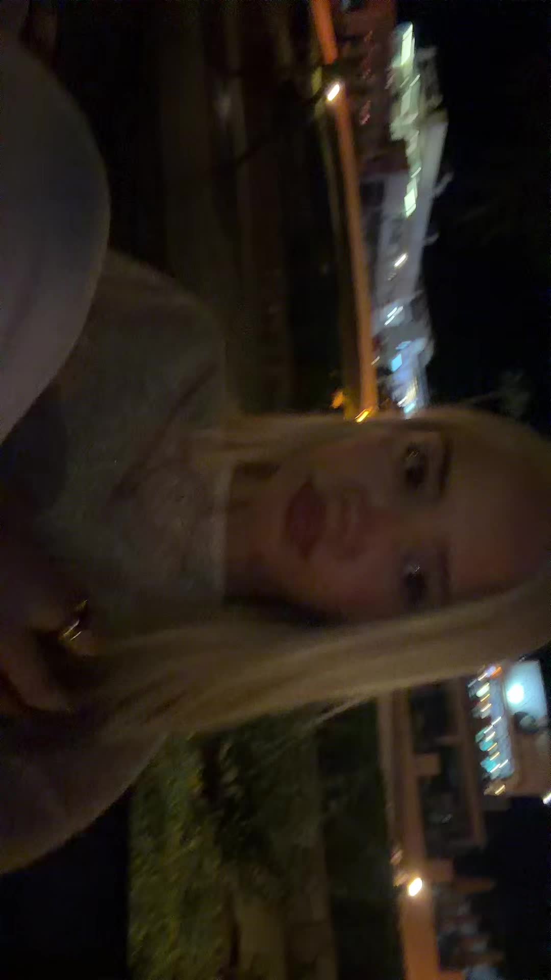 @iisabrr