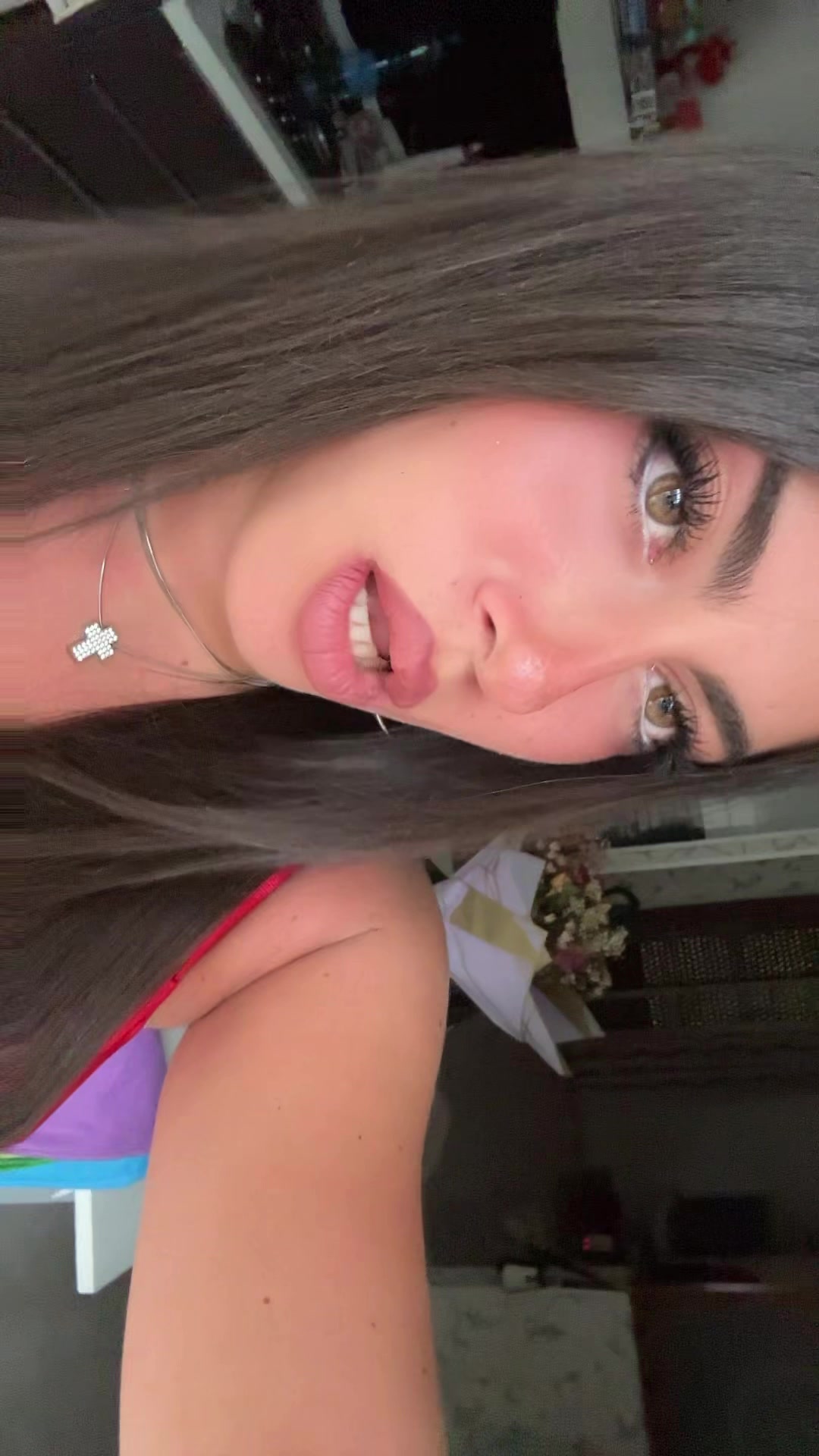 @🧛🏻♀️
