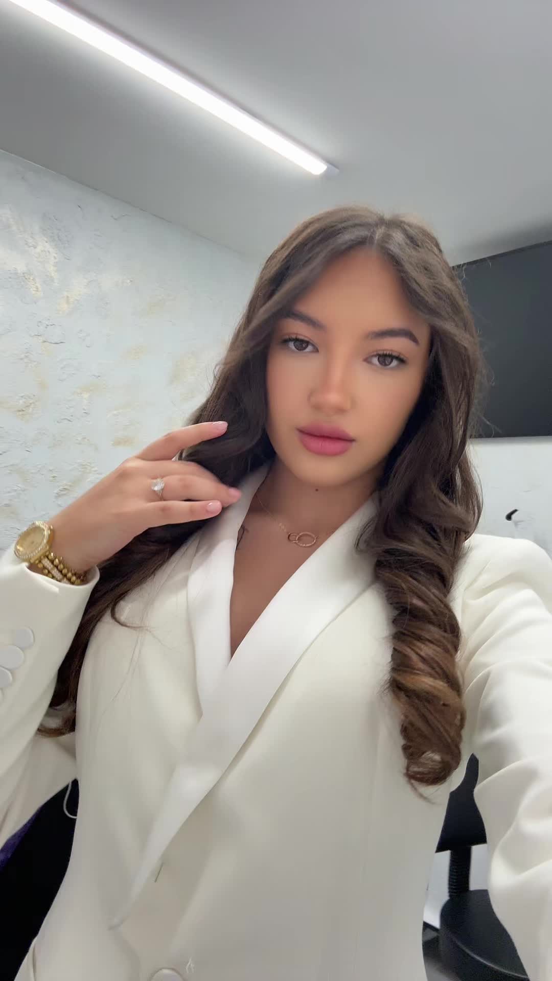 @Consuela Gabriela