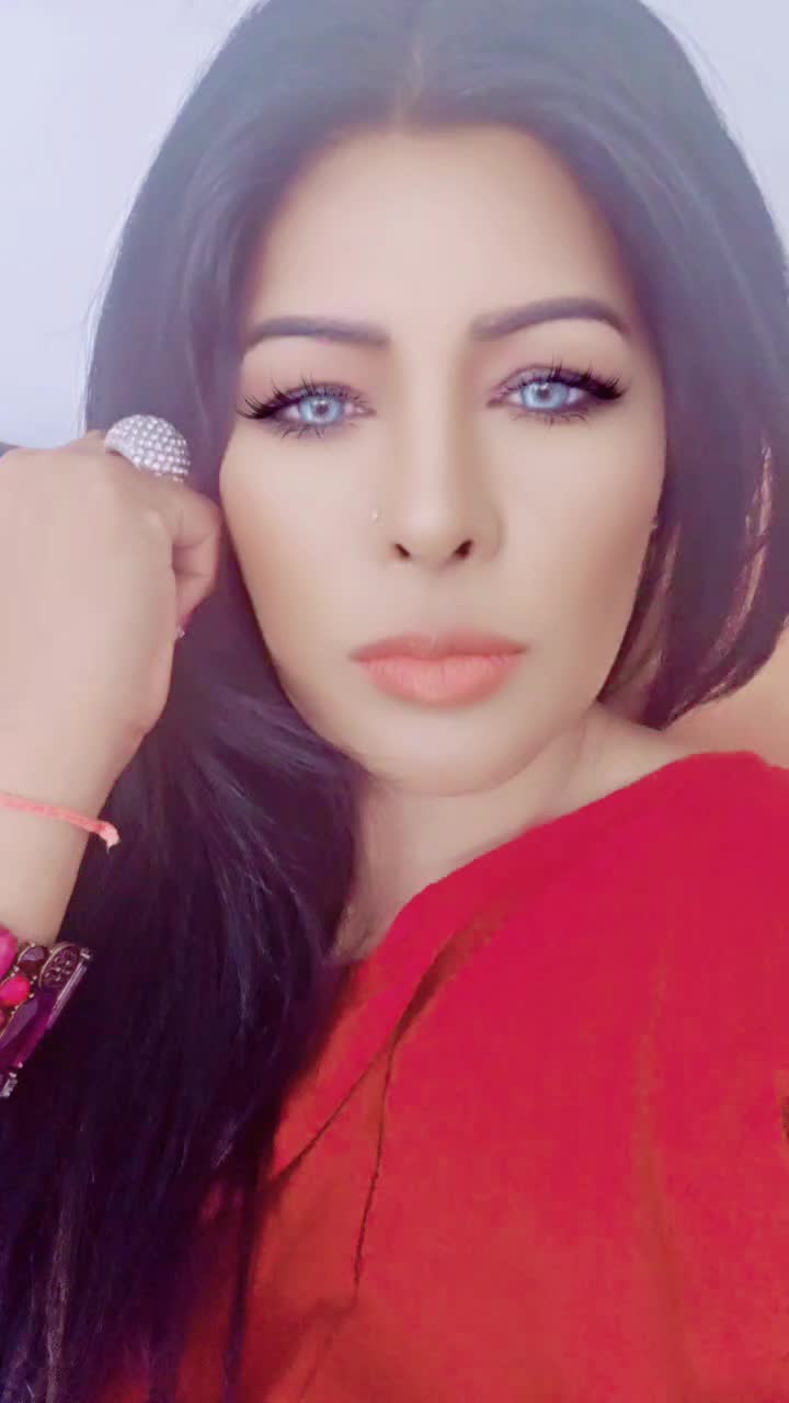 @ninakanhye