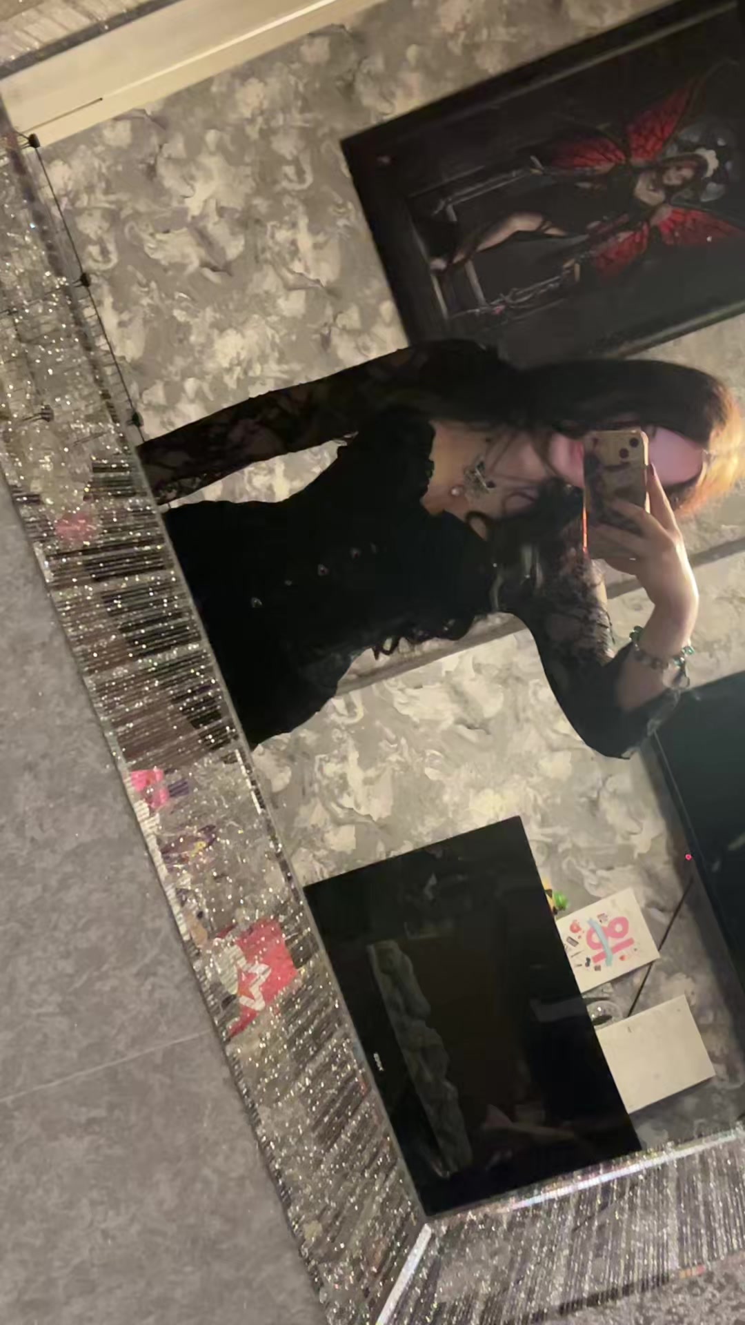 @Erin🧟&zwj;♀️