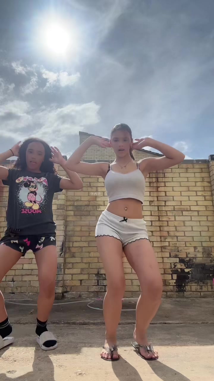 @Kiki