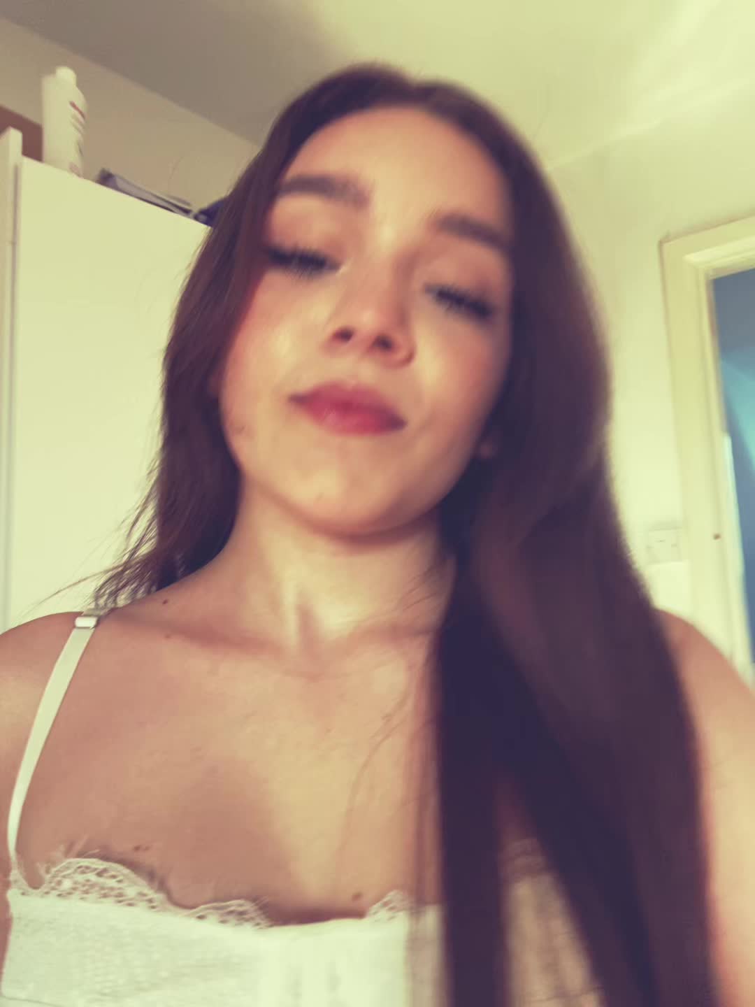 @tenezinha