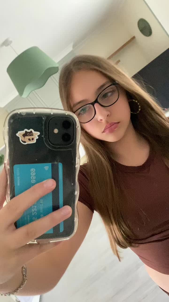 @Lexi.jonez.co.xo