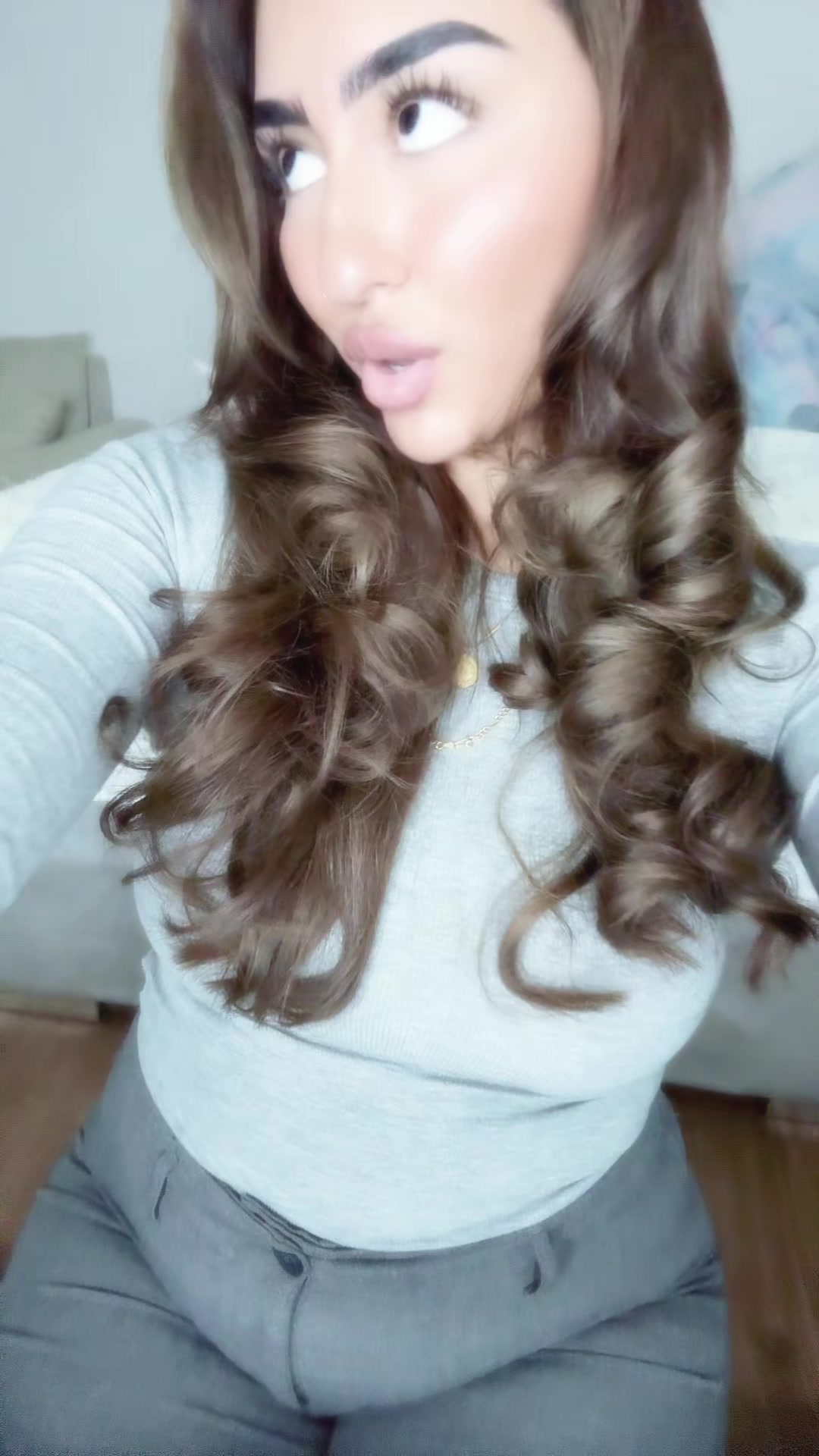 @Valentina 🤍
