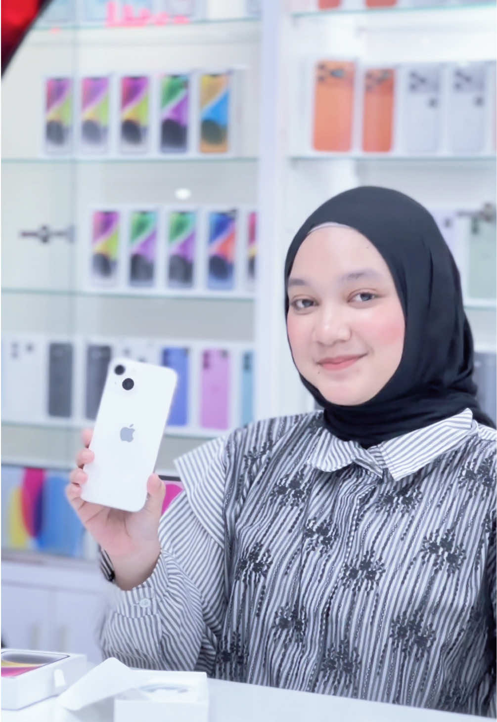 @EOS IPHONE STORE