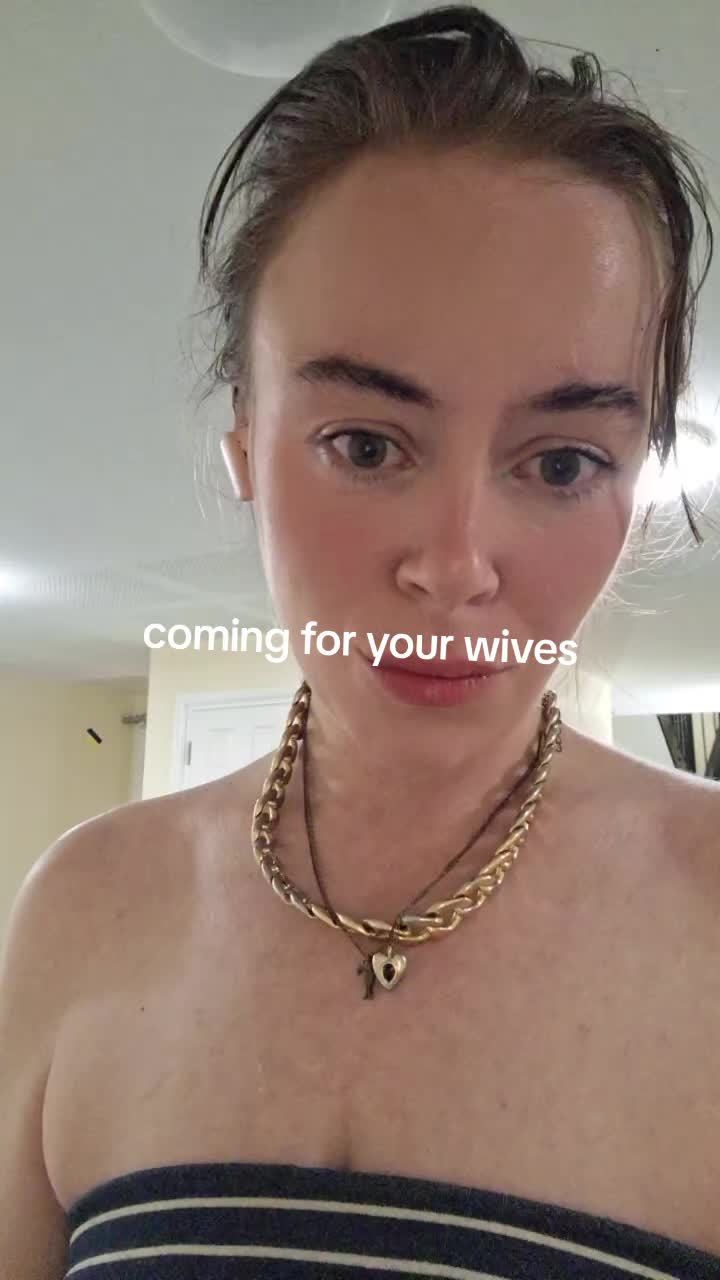 @lollyybmnqh