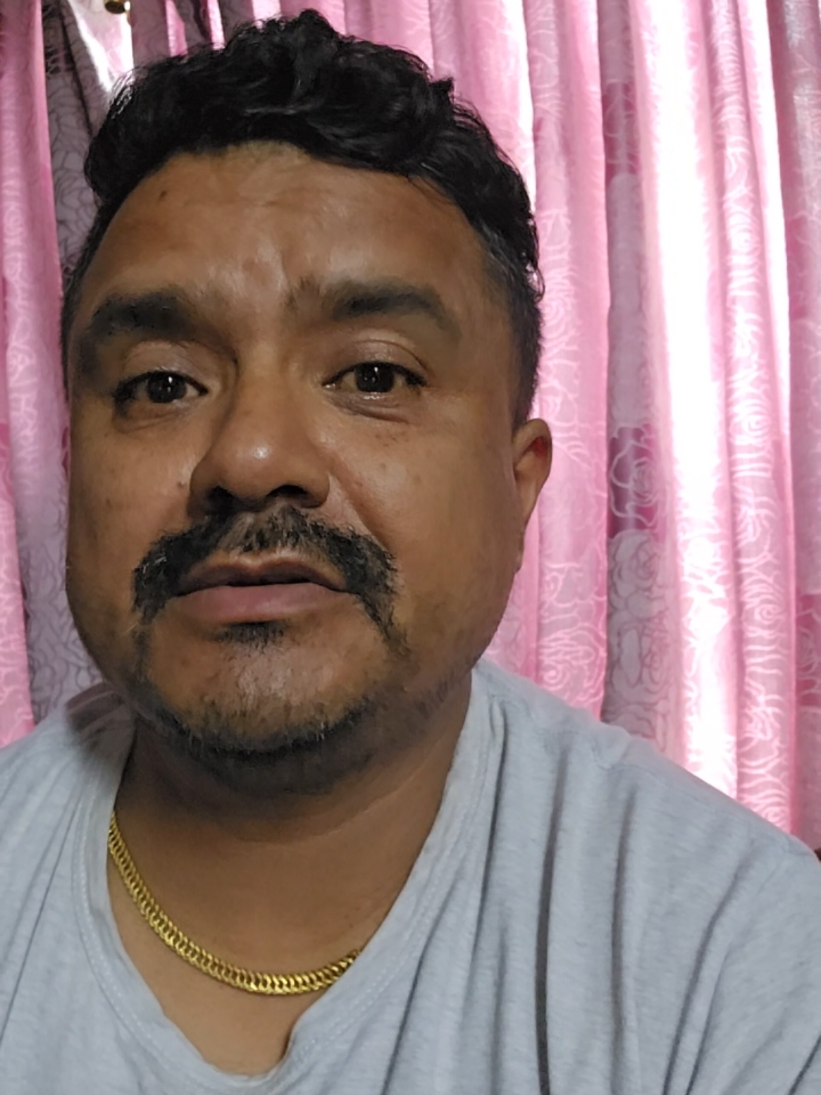 @Anups Vlogs