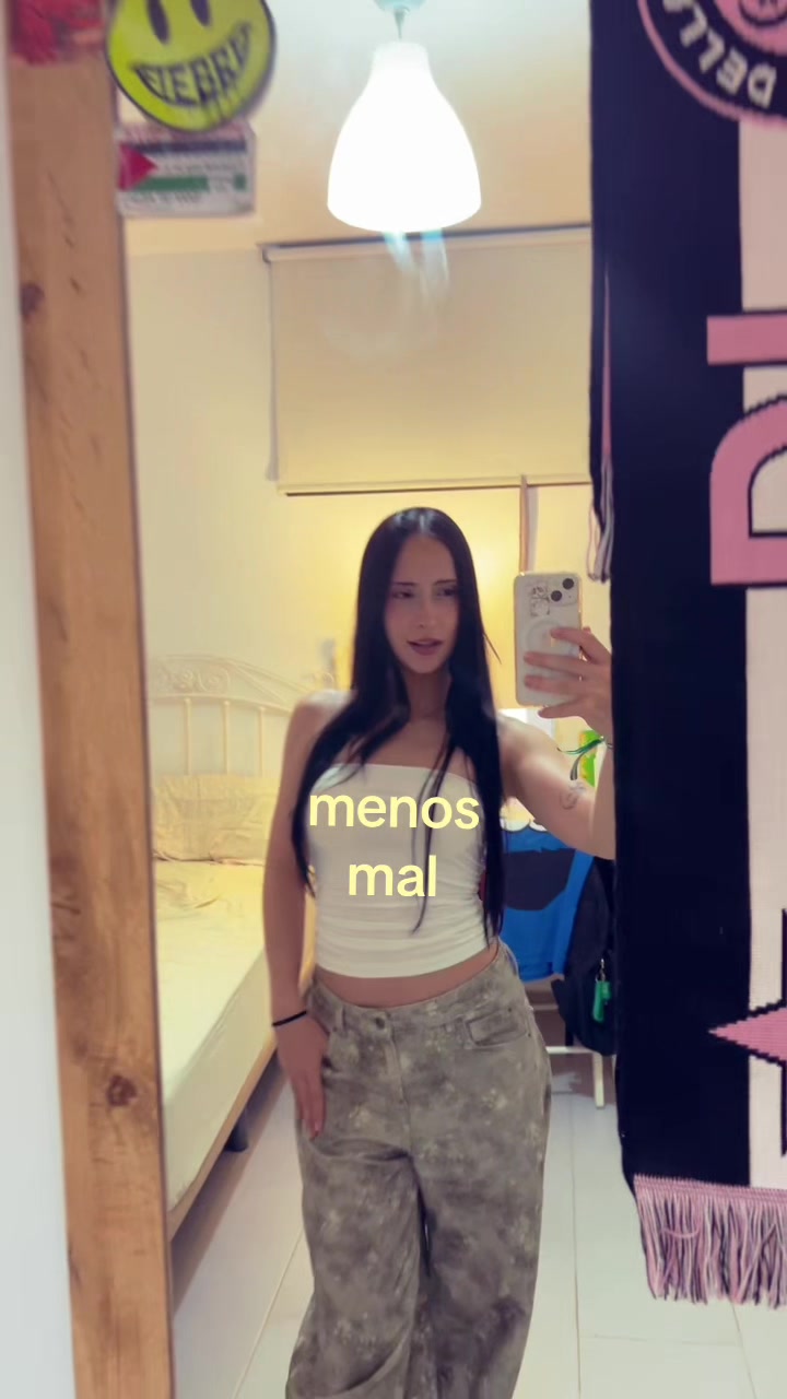 @lauracorpass ☪︎