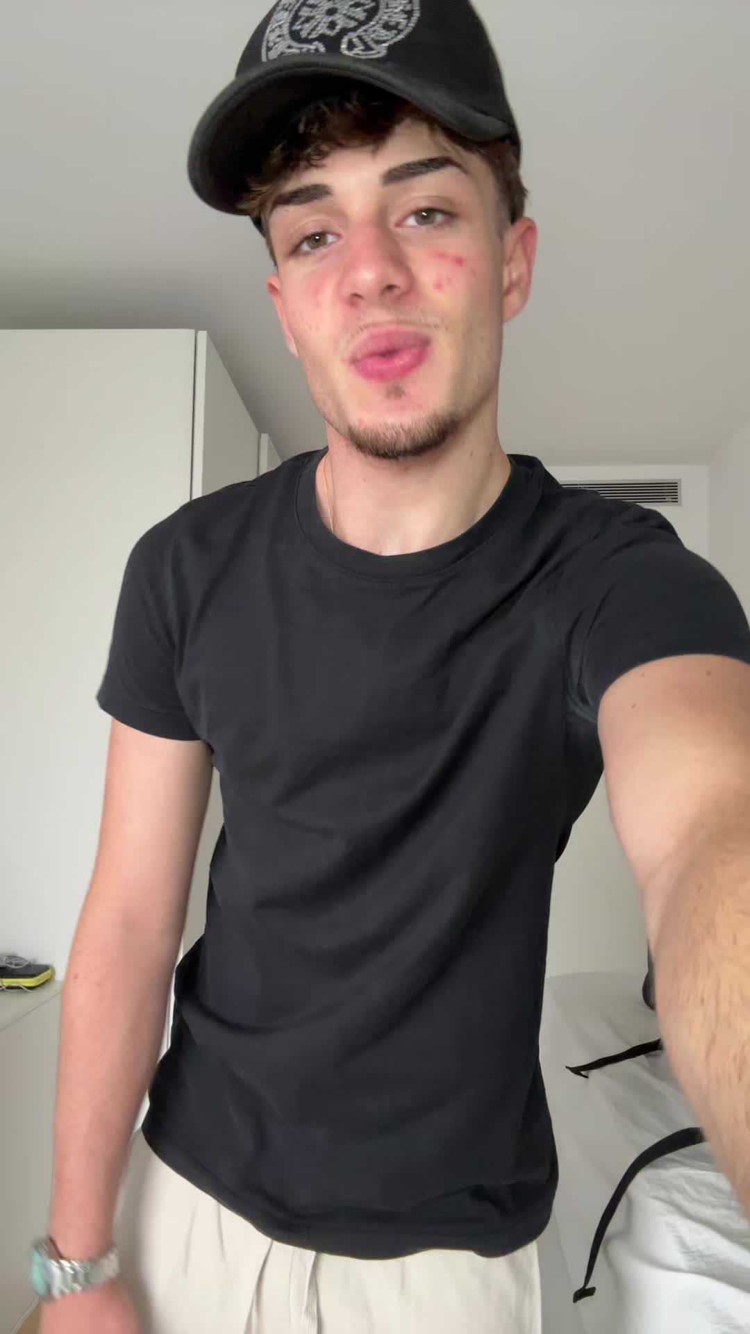 @alexguillamet
